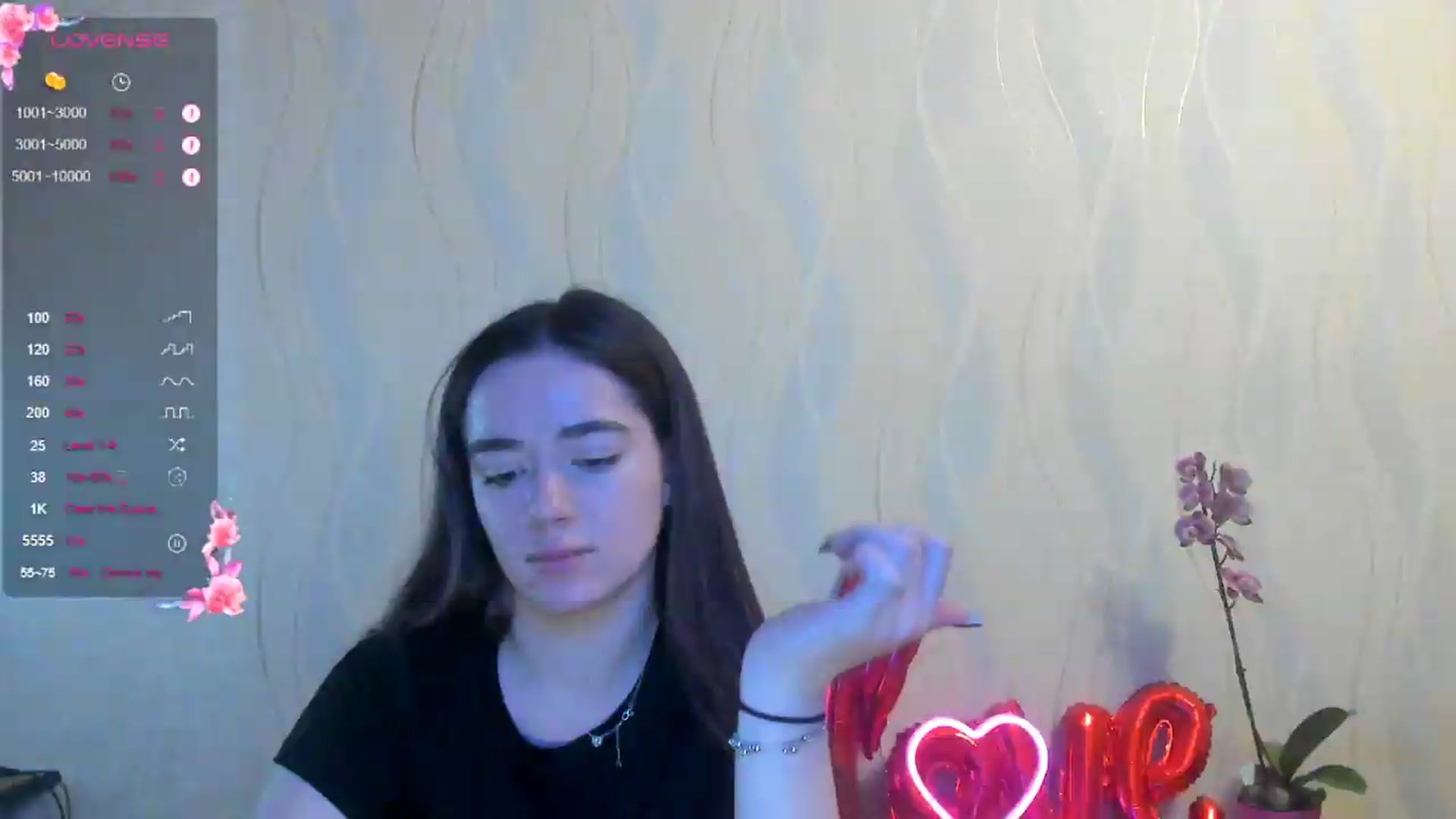 Gallery image thumbnail from KiraLove's myfreecams stream on, 05/25/2026, 18:08 image 3 of 20