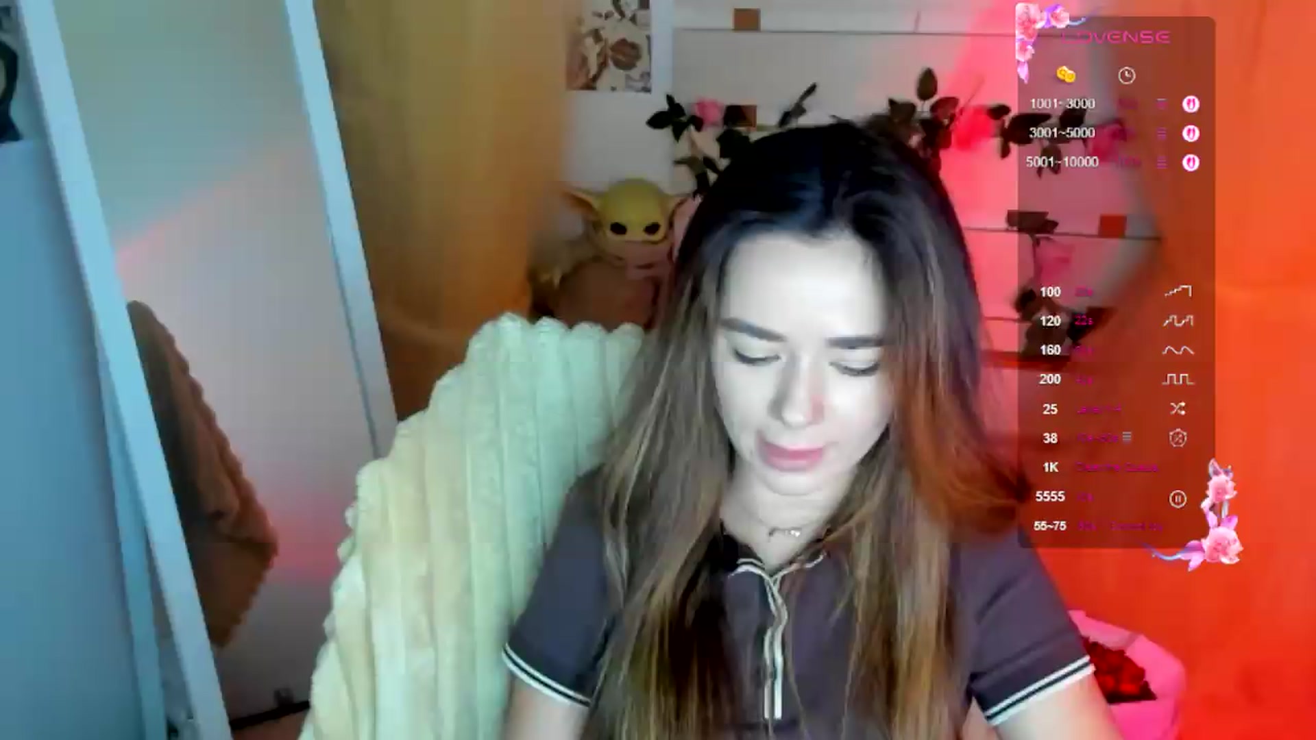Gallery image thumbnail from KiraLove's myfreecams stream on, 06/19/2026, 08:13 image 2 of 20