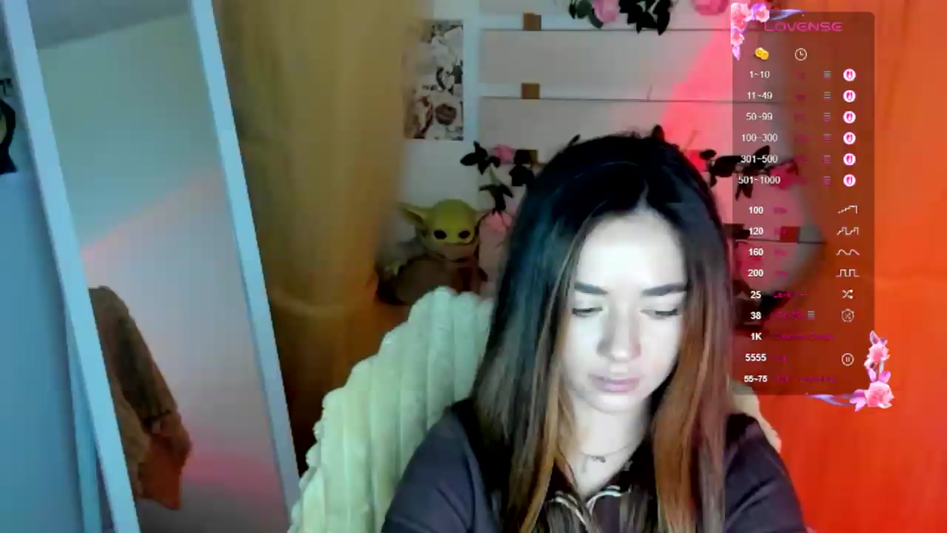 Gallery image thumbnail from KiraLove's myfreecams stream on, 06/19/2026, 08:13 image 19 of 20