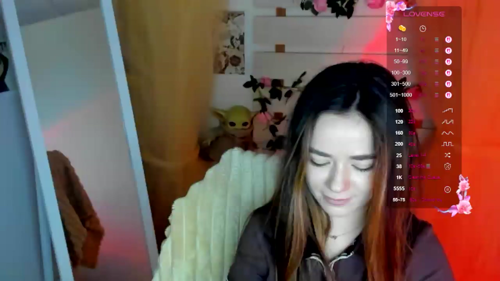 Gallery image thumbnail from KiraLove's myfreecams stream on, 06/19/2026, 08:13 image 12 of 20