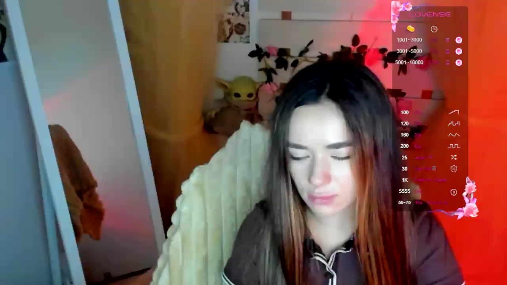 Gallery image thumbnail from KiraLove's myfreecams stream on, 06/19/2026, 10:54 image 14 of 20