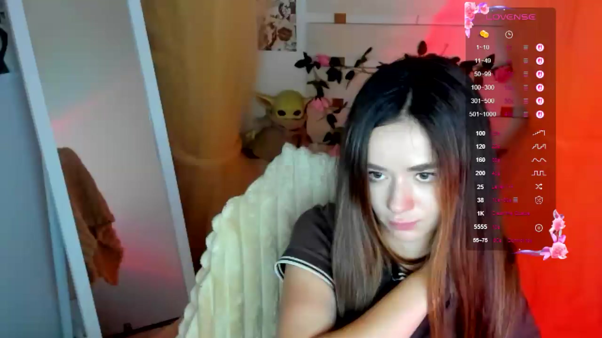 Gallery image thumbnail from KiraLove's myfreecams stream on, 06/19/2026, 10:54 image 5 of 20