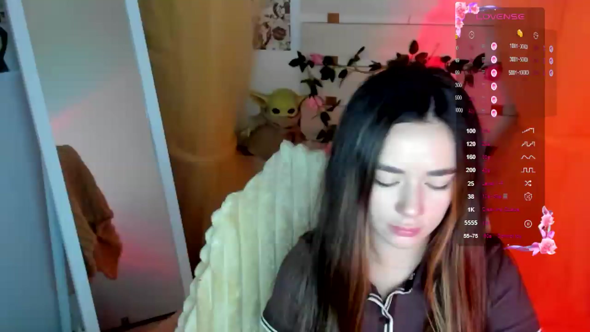 Gallery image thumbnail from KiraLove's myfreecams stream on, 06/19/2026, 10:54 image 13 of 20
