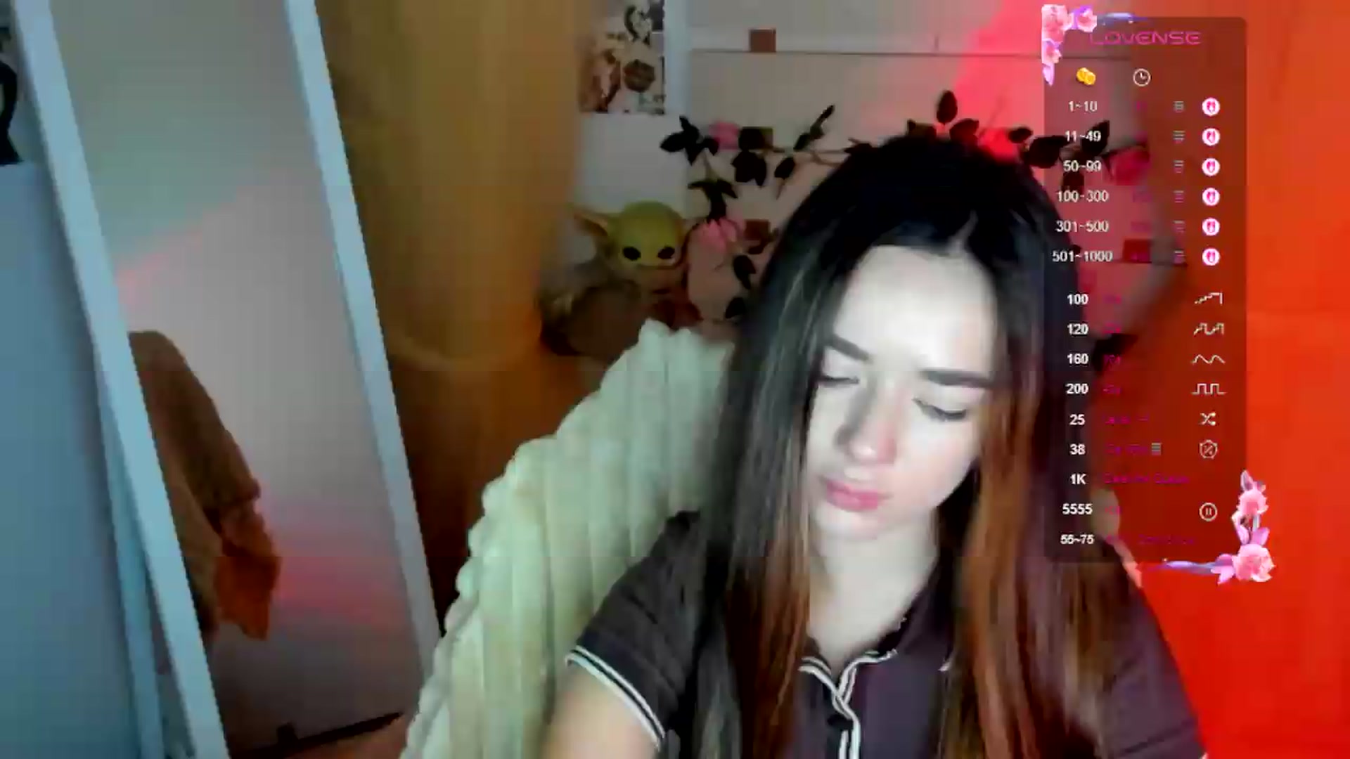 Gallery image thumbnail from KiraLove's myfreecams stream on, 06/19/2026, 10:54 image 17 of 20