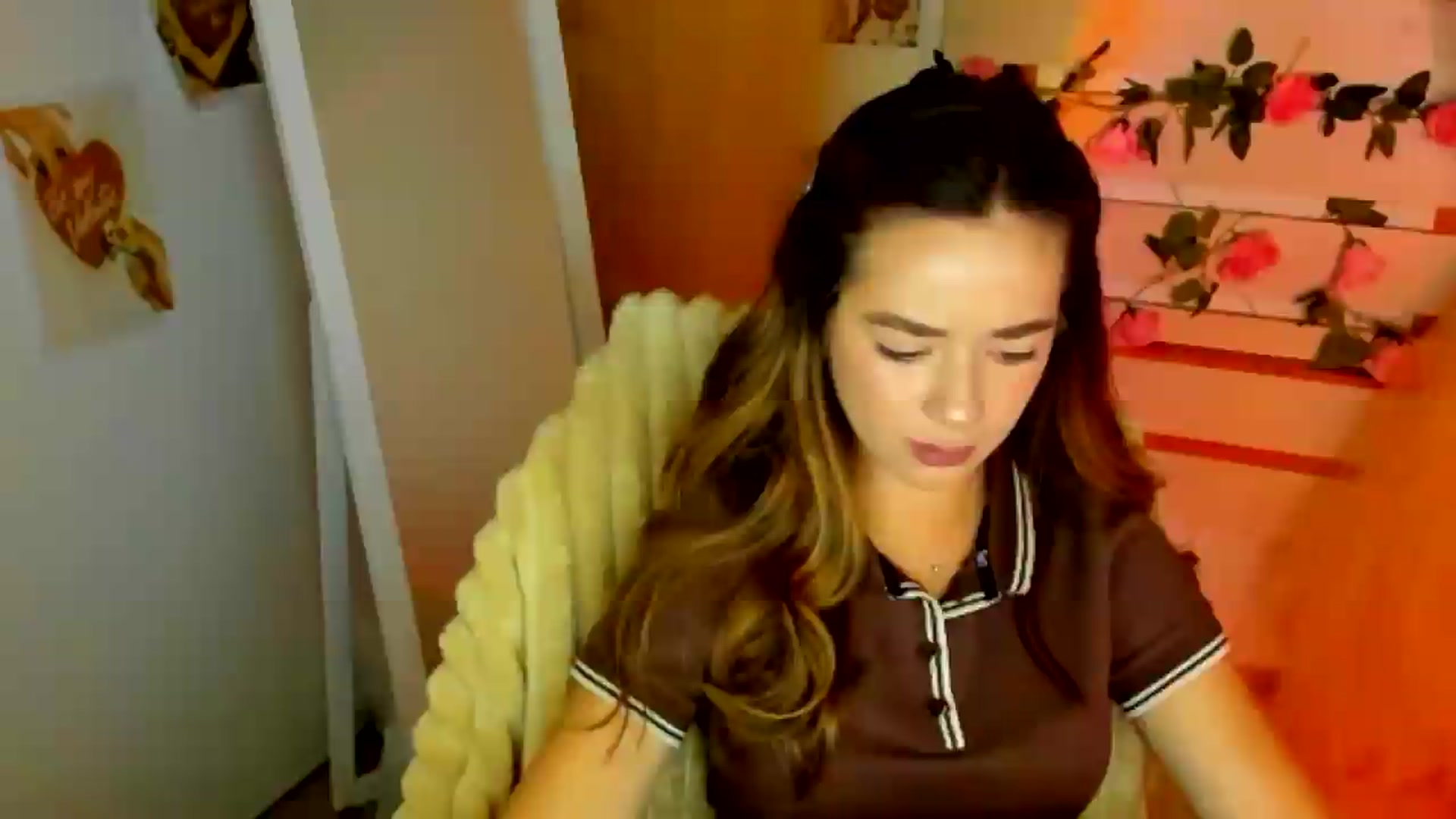 Gallery image thumbnail from KiraLove's myfreecams stream on, 06/23/2026, 07:28 image 5 of 20