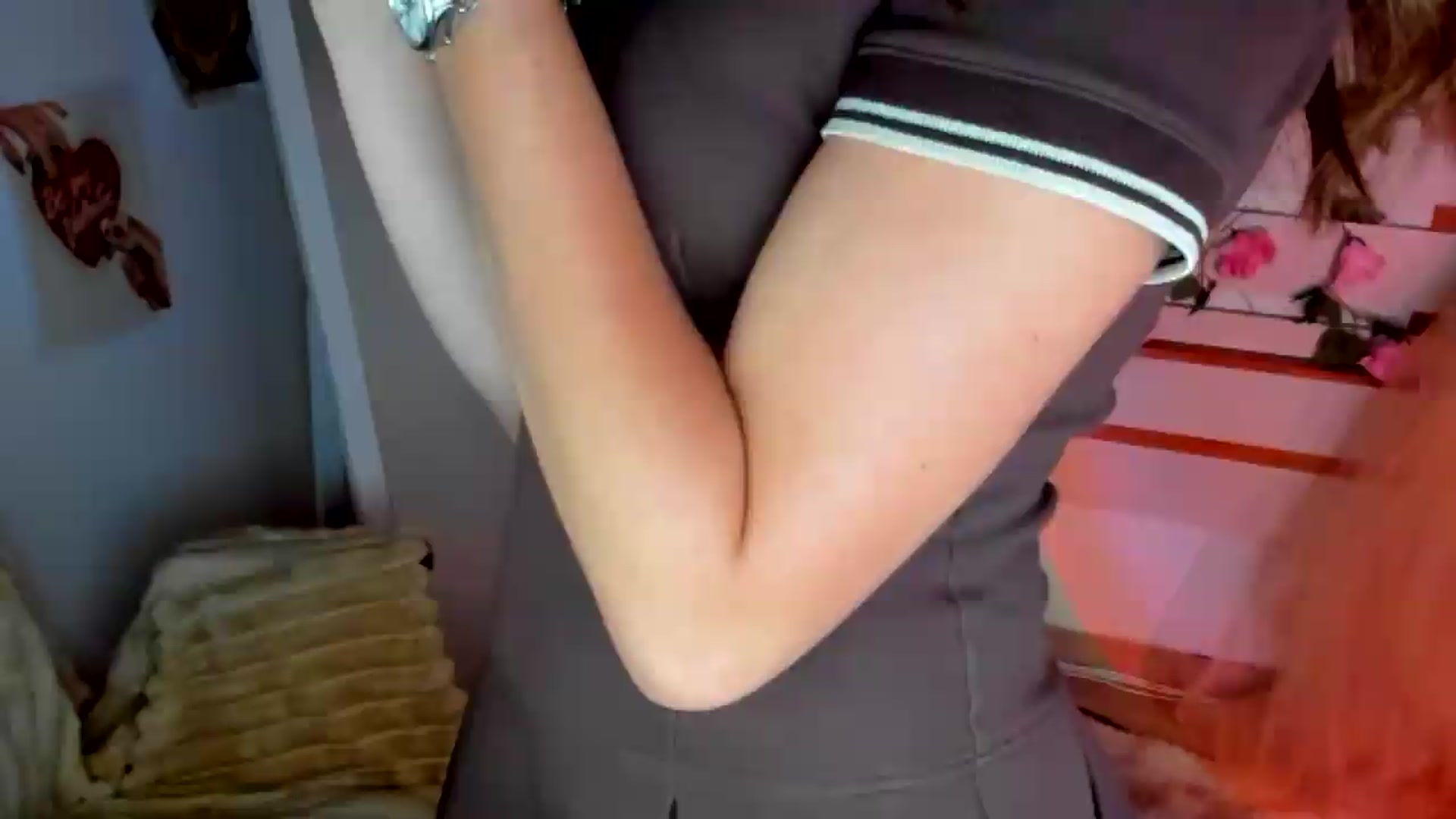 Gallery image thumbnail from KiraLove's myfreecams stream on, 06/23/2026, 11:28 image 10 of 20