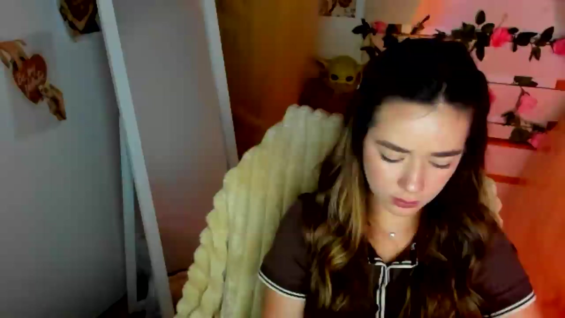 Gallery image thumbnail from KiraLove's myfreecams stream on, 06/23/2026, 11:28 image 6 of 20