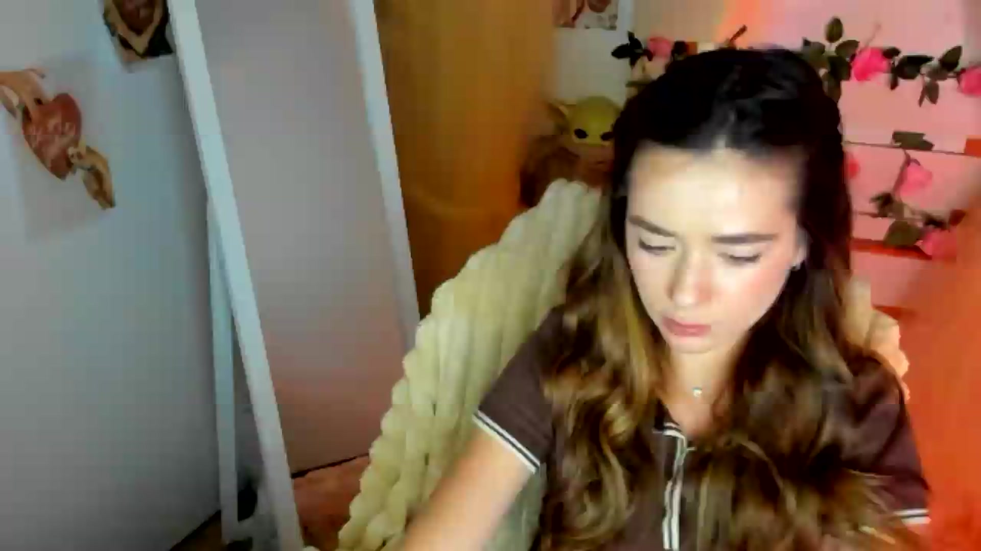 Gallery image thumbnail from KiraLove's myfreecams stream on, 06/23/2026, 11:28 image 5 of 20