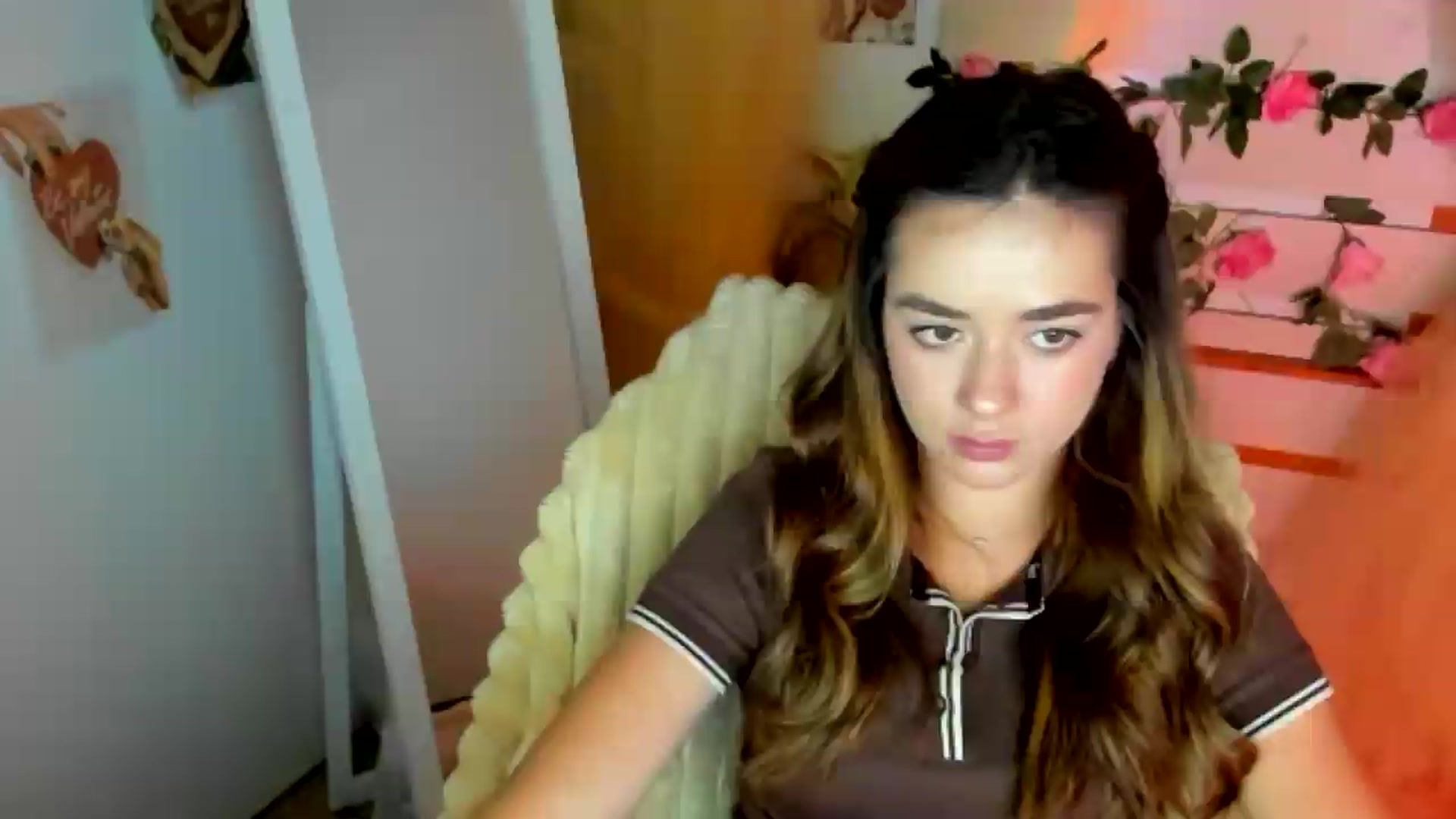 Gallery image thumbnail from KiraLove's myfreecams stream on, 06/23/2026, 11:28 image 8 of 20