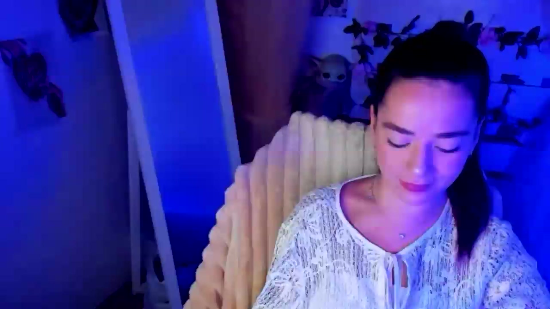 Gallery image thumbnail from KiraLove's myfreecams stream on, 06/25/2026, 06:35 image 3 of 20