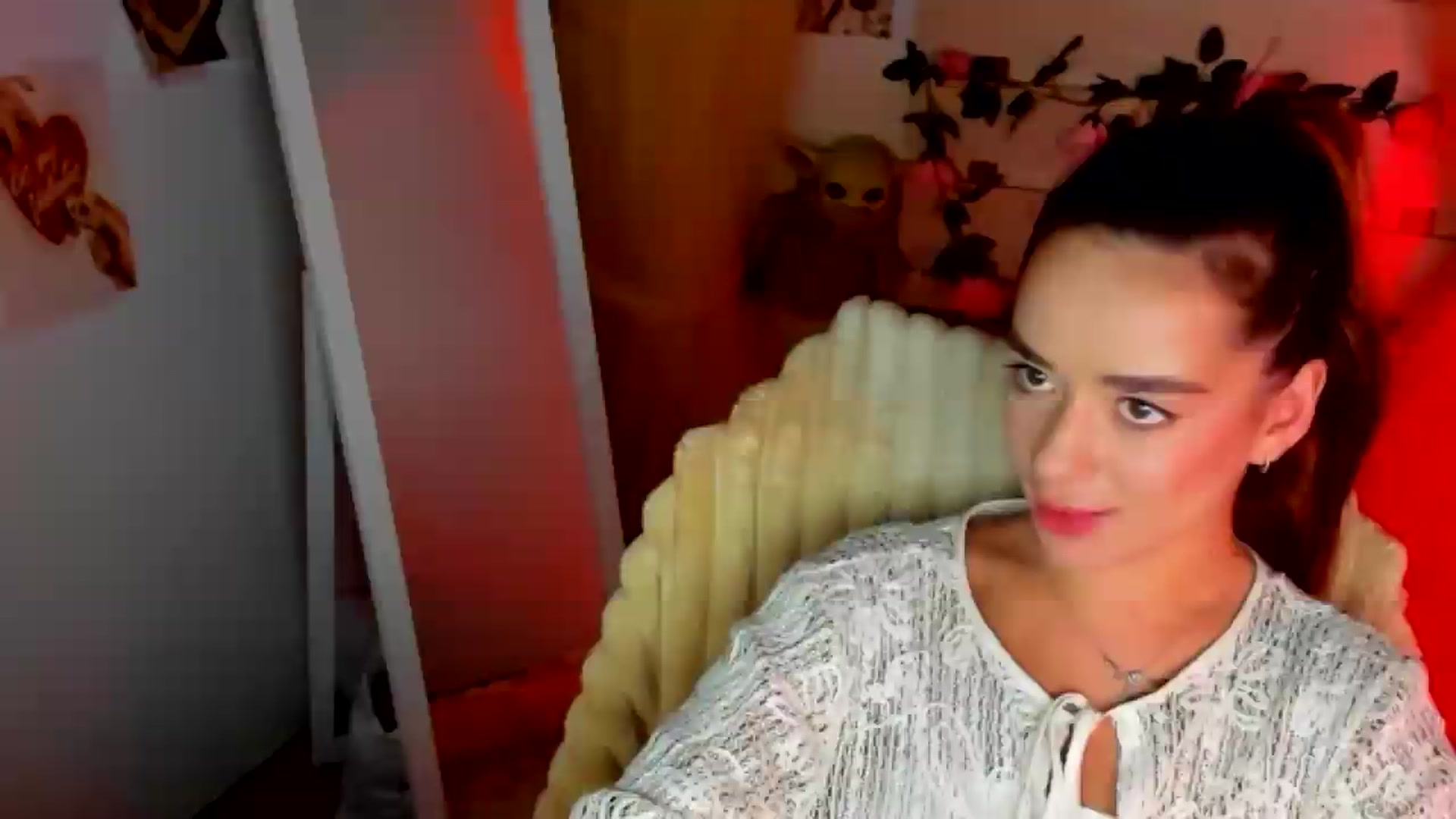 Gallery image thumbnail from KiraLove's myfreecams stream on, 06/25/2026, 10:35 image 4 of 20