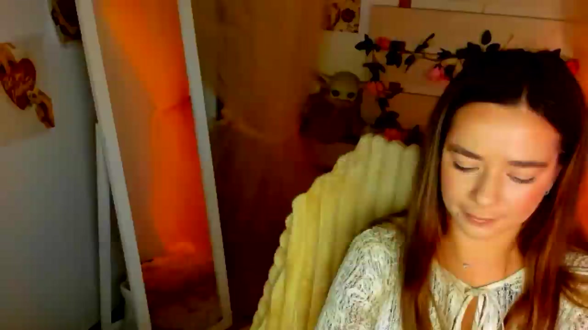 Gallery image thumbnail from KiraLove's myfreecams stream on, 07/03/2026, 12:40 image 10 of 20