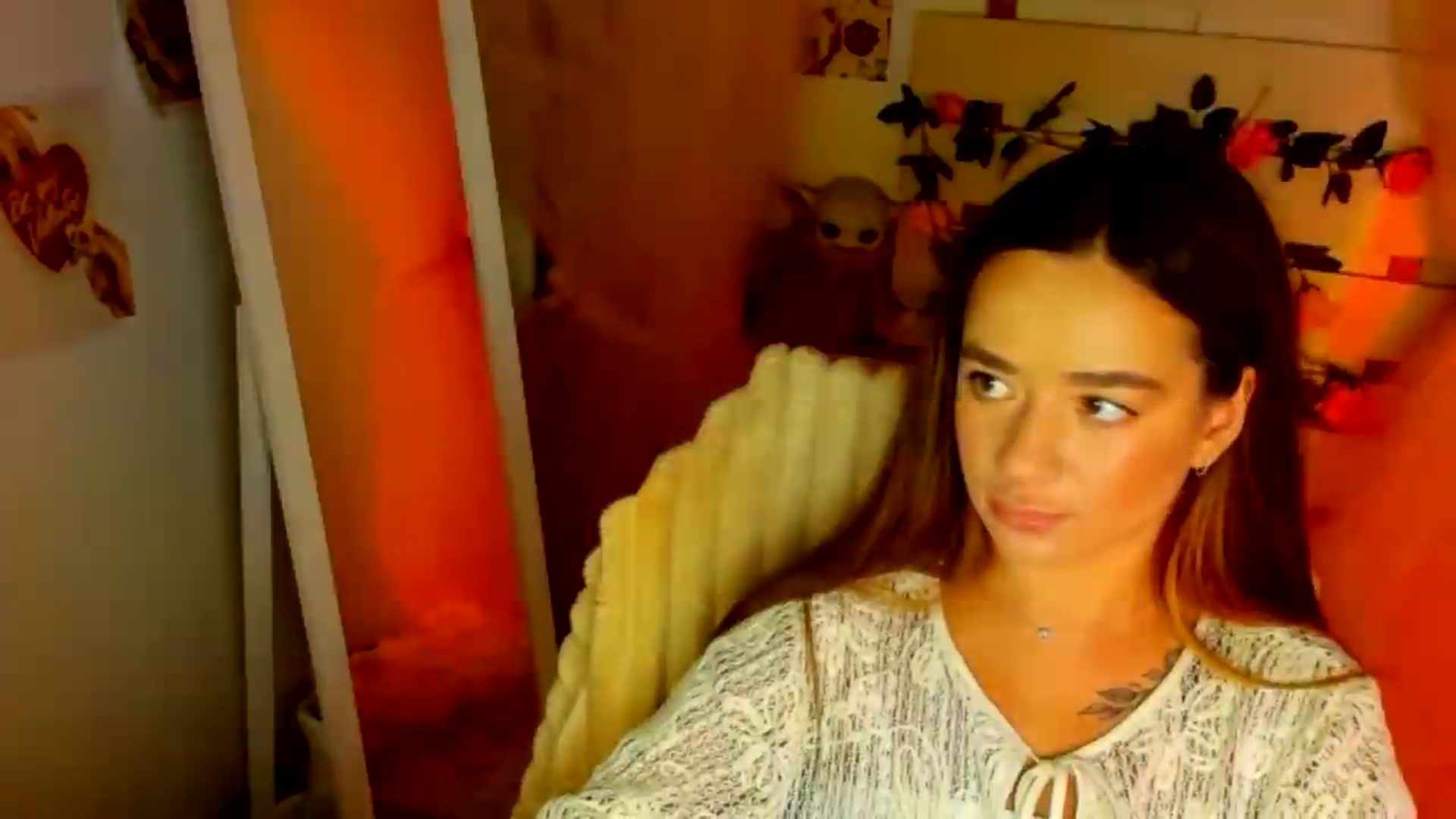 Gallery image thumbnail from KiraLove's myfreecams stream on, 07/03/2026, 12:40 image 19 of 20