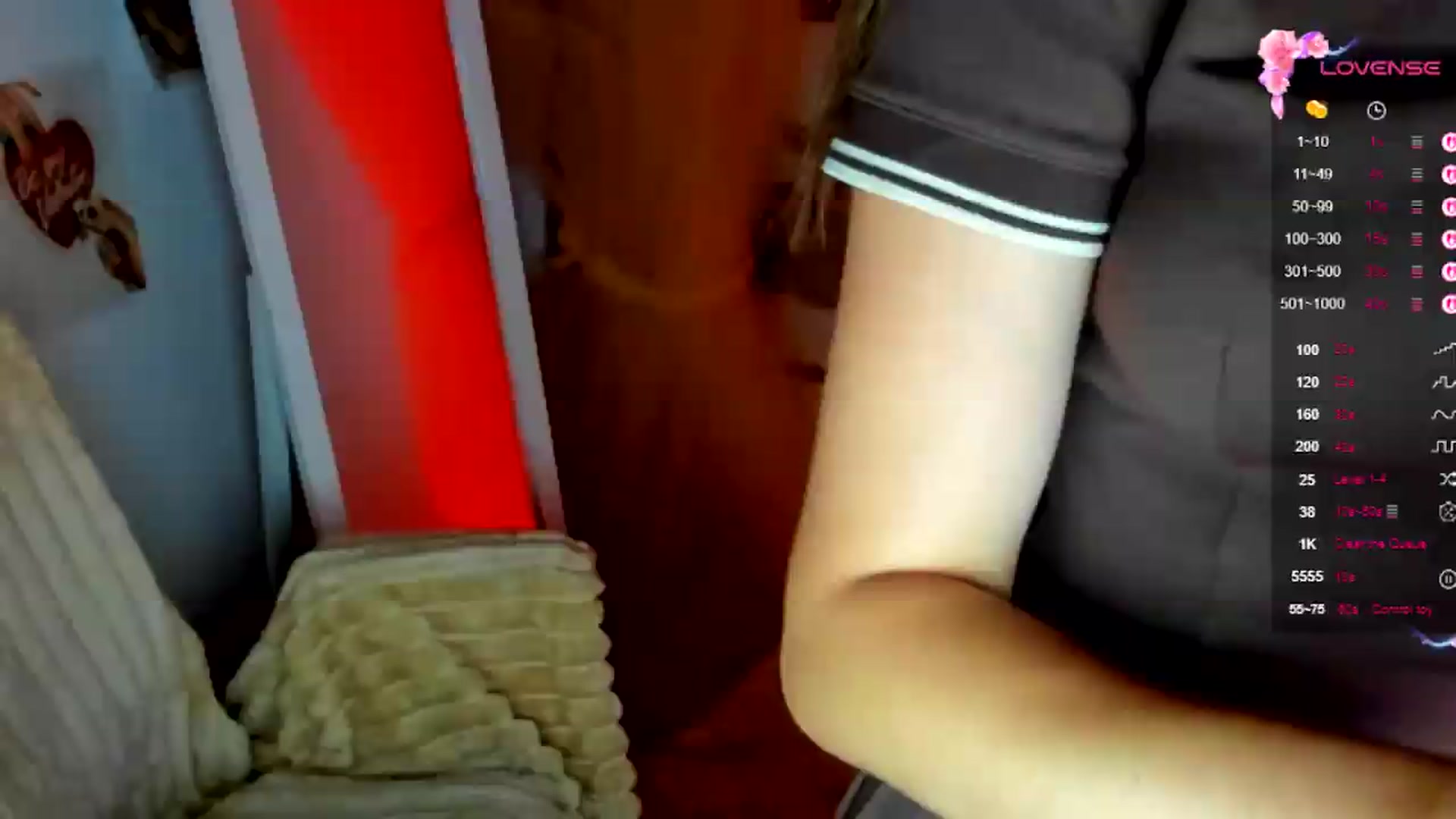 Gallery image thumbnail from KiraLove's myfreecams stream on, 07/04/2026, 09:23 image 10 of 20