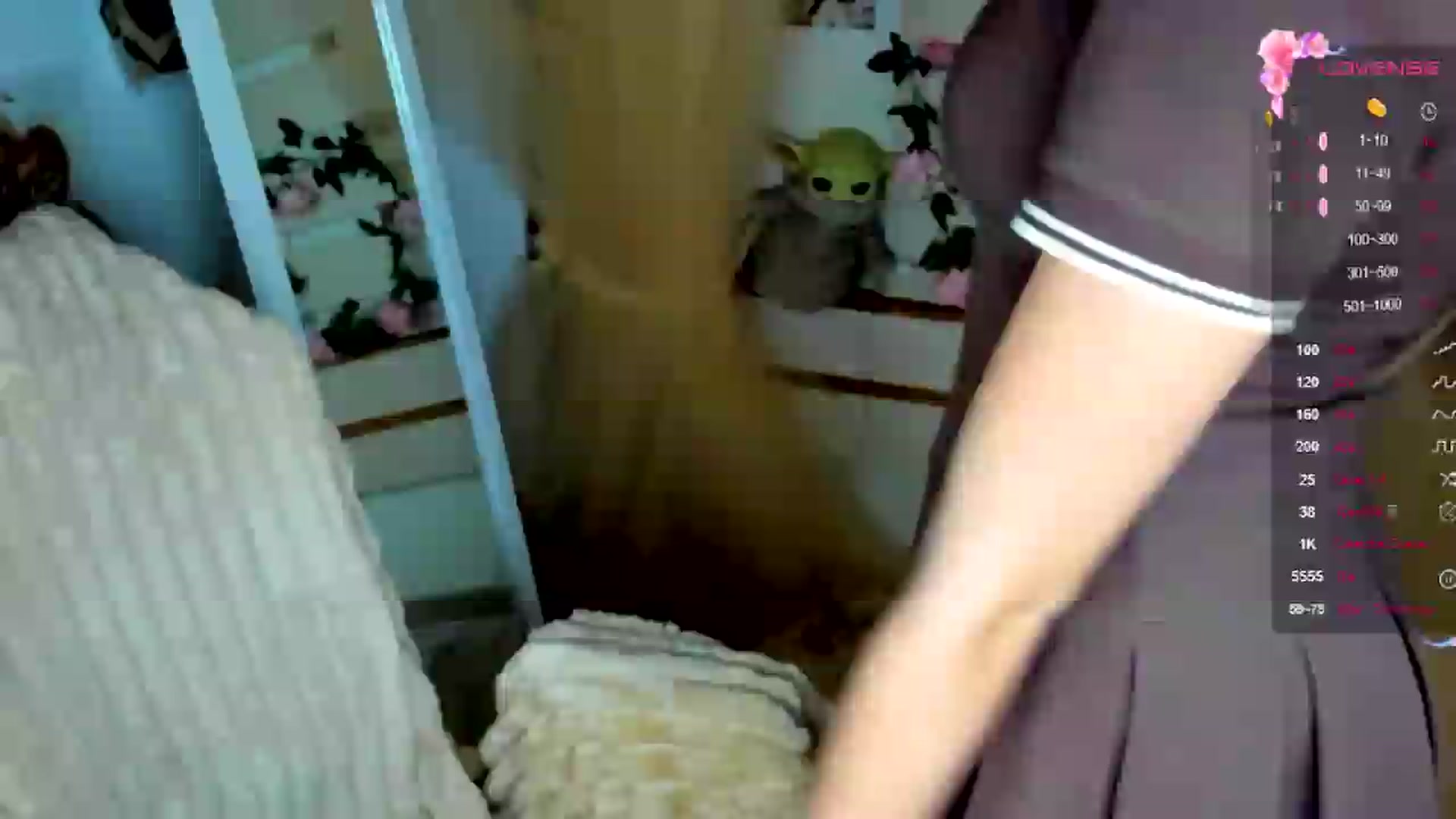 Gallery image thumbnail from KiraLove's myfreecams stream on, 07/04/2026, 10:22 image 6 of 20