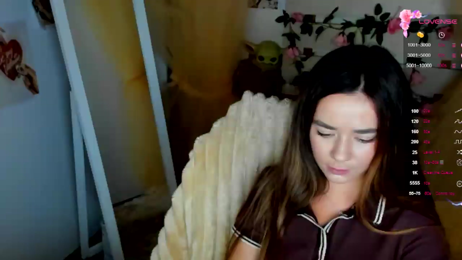 Gallery image thumbnail from KiraLove's myfreecams stream on, 07/04/2026, 10:22 image 20 of 20