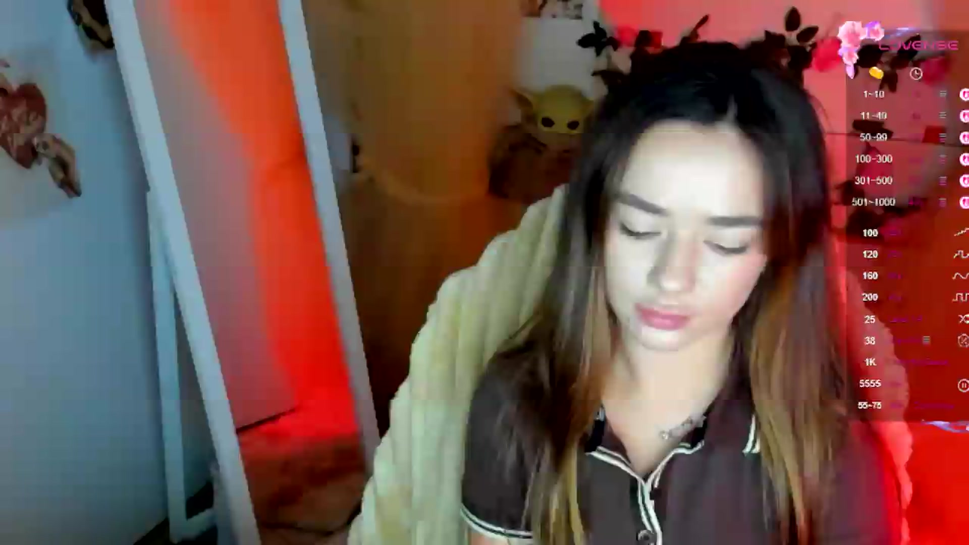 Gallery image thumbnail from KiraLove's myfreecams stream on, 07/04/2026, 11:38 image 10 of 20