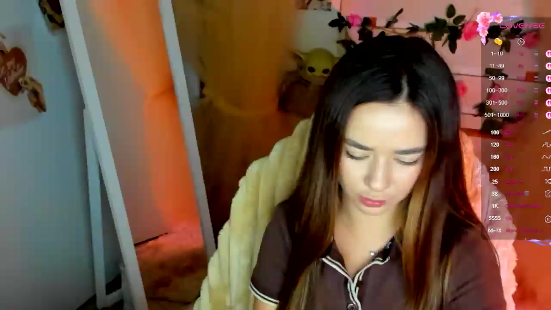 Gallery image thumbnail from KiraLove's myfreecams stream on, 07/04/2026, 11:38 image 4 of 20