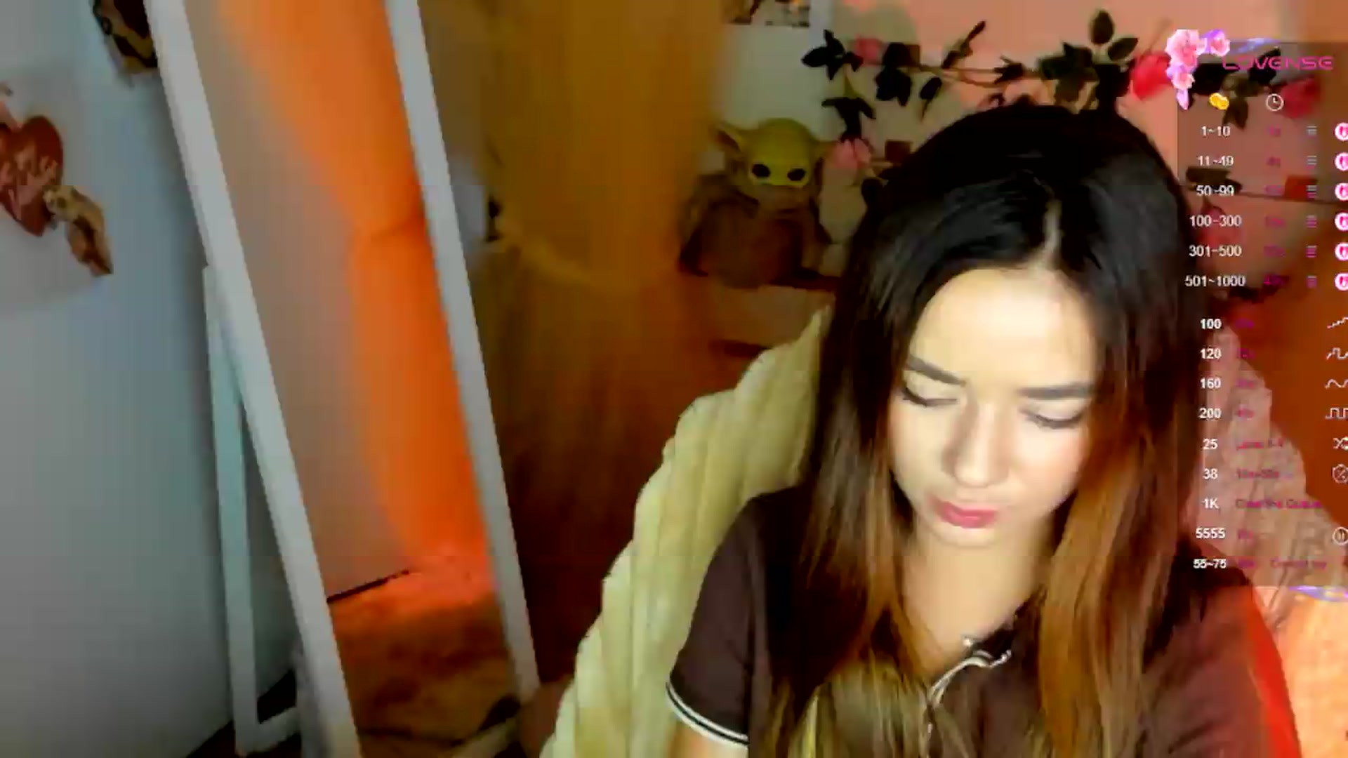 Gallery image thumbnail from KiraLove's myfreecams stream on, 07/04/2026, 11:38 image 18 of 20