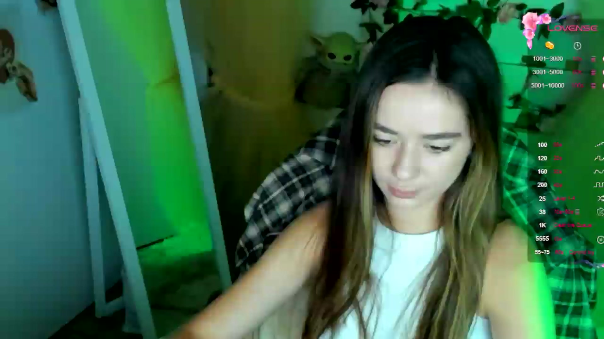 Gallery image thumbnail from KiraLove's myfreecams stream on, 07/05/2026, 07:36 image 5 of 20