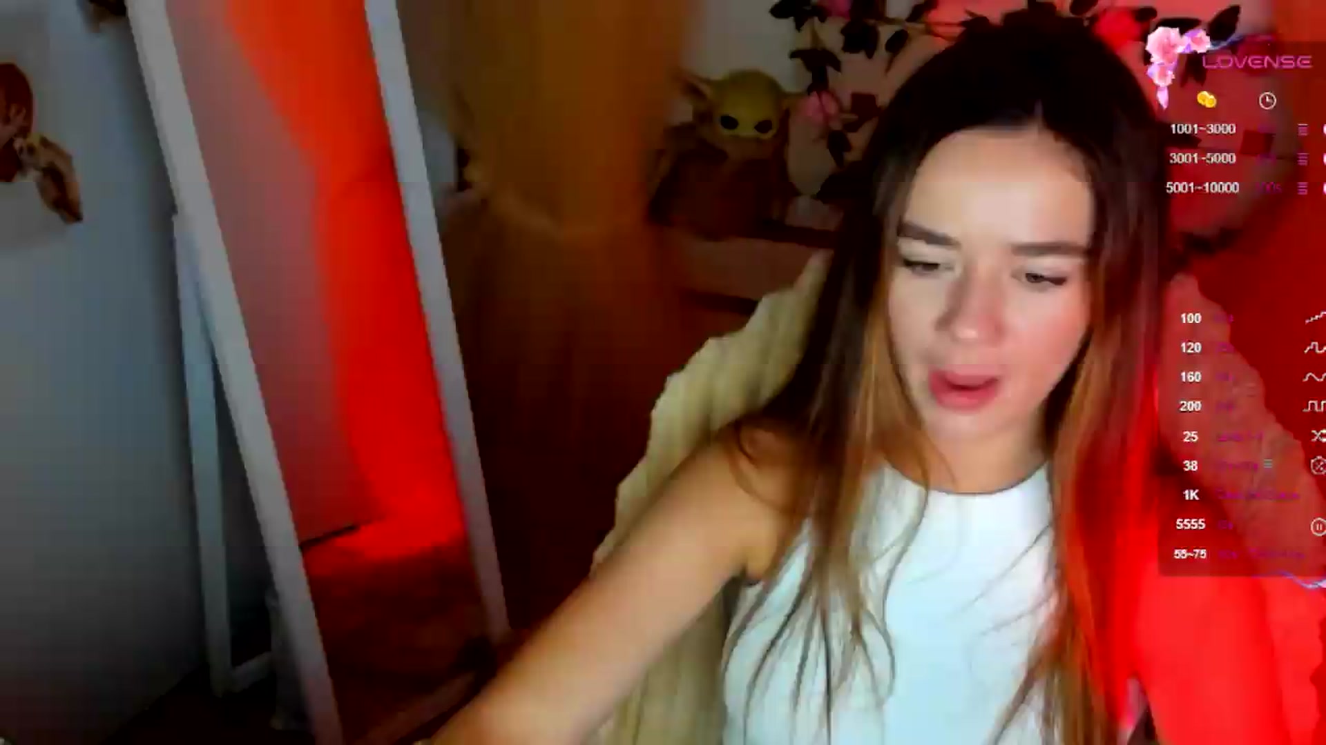 Gallery image thumbnail from KiraLove's myfreecams stream on, 07/05/2026, 09:16 image 5 of 20