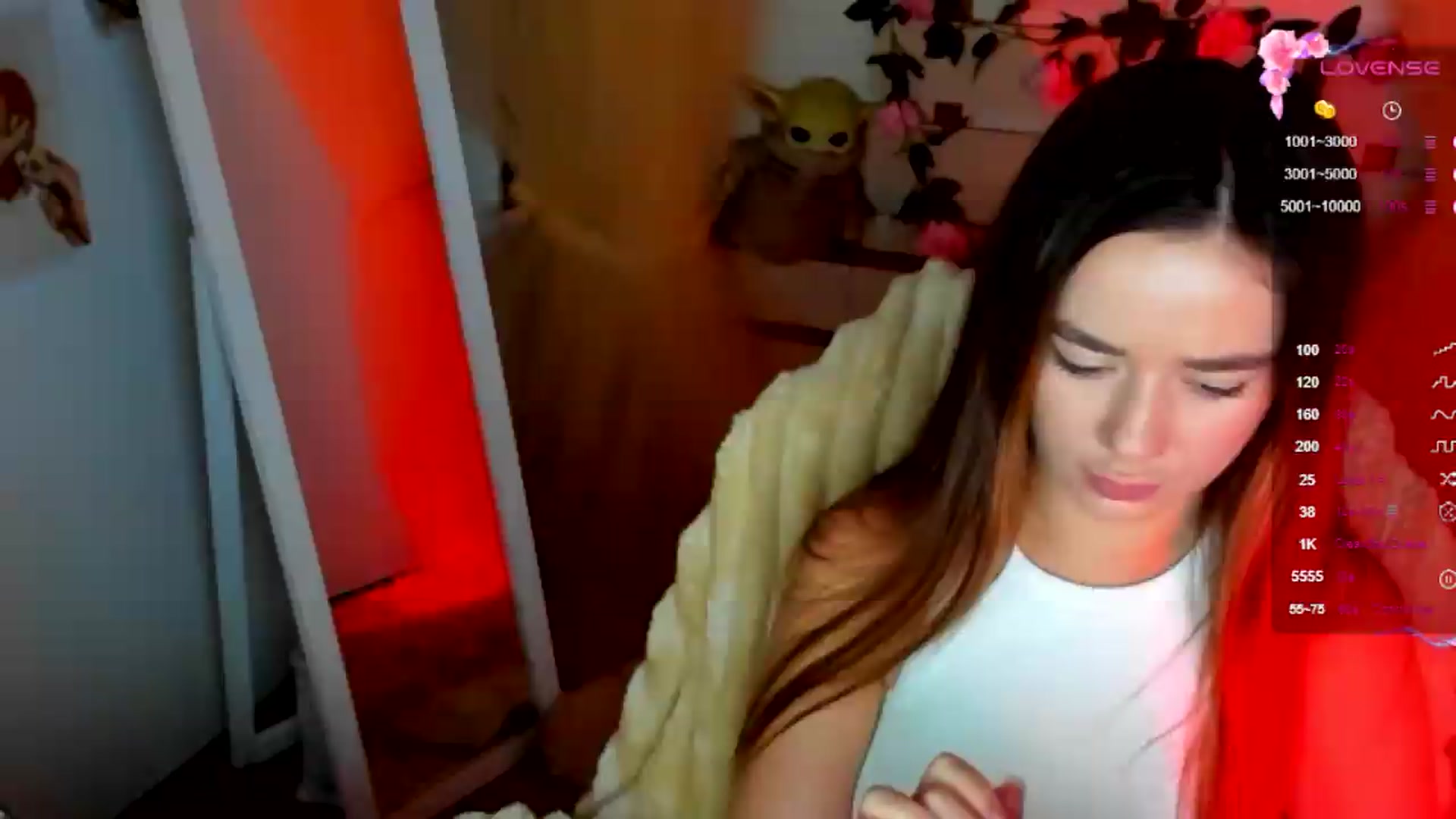 Gallery image thumbnail from KiraLove's myfreecams stream on, 07/05/2026, 09:16 image 7 of 20