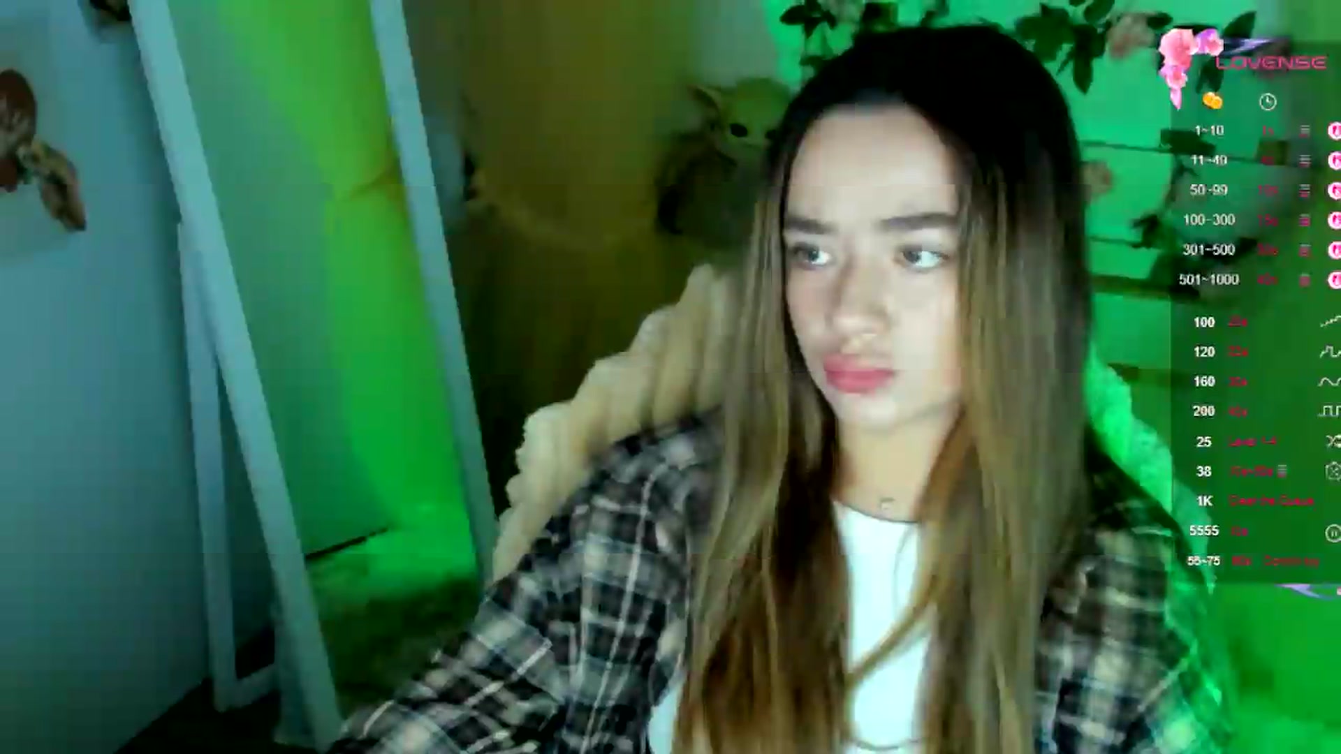Gallery image thumbnail from KiraLove's myfreecams stream on, 07/06/2026, 06:06 image 20 of 20