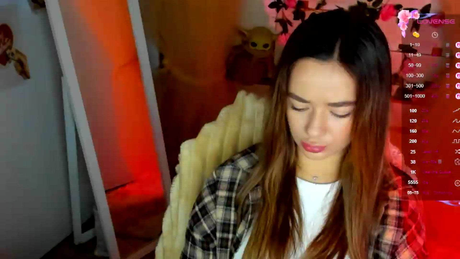 Gallery image thumbnail from KiraLove's myfreecams stream on, 07/06/2026, 06:06 image 12 of 20