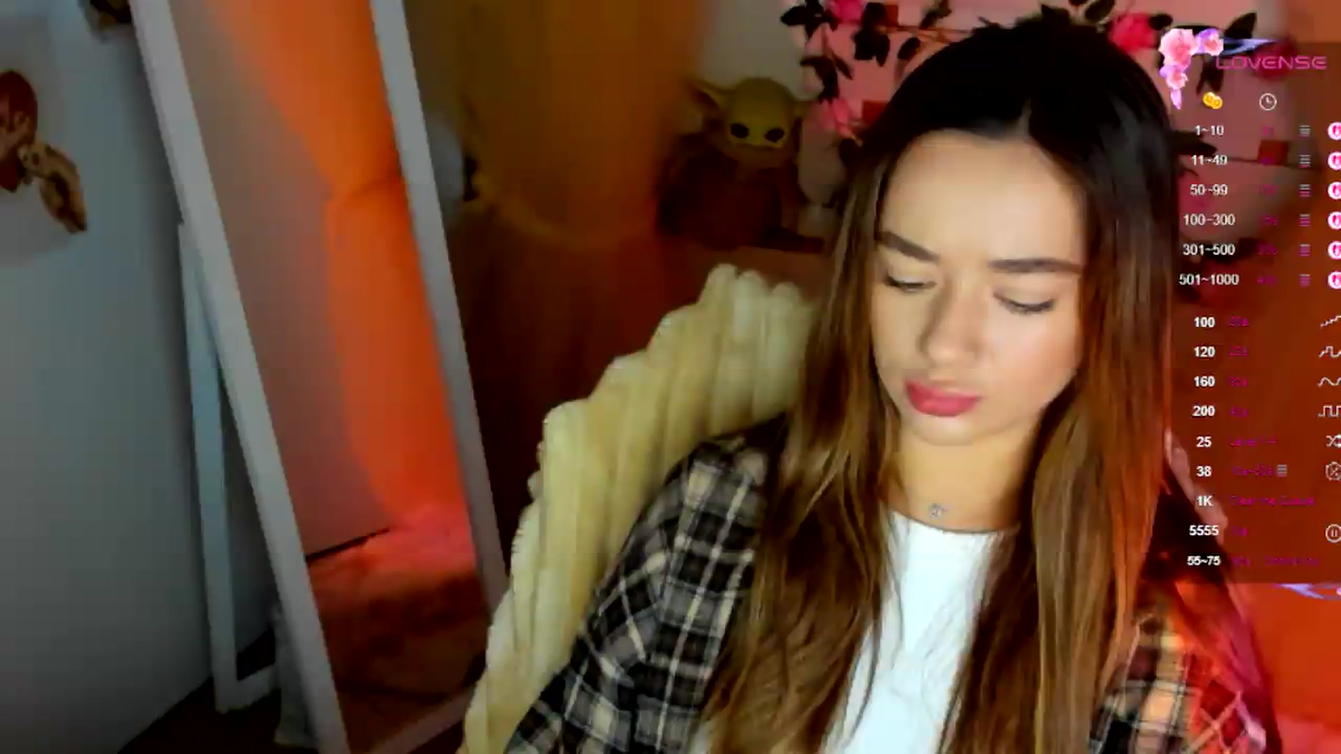 Gallery image thumbnail from KiraLove's myfreecams stream on, 07/06/2026, 06:06 image 5 of 20