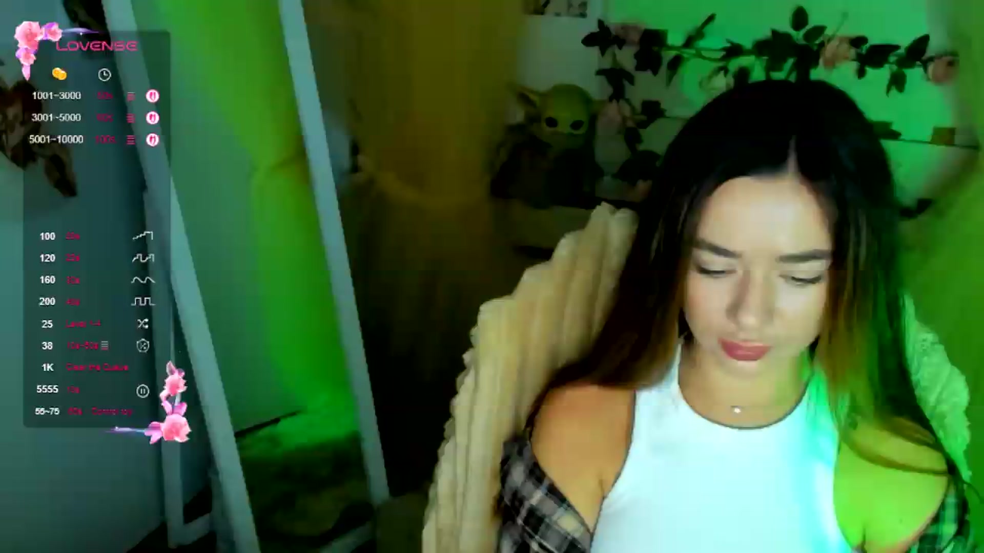 Gallery image thumbnail from KiraLove's myfreecams stream on, 07/06/2026, 07:48 image 14 of 20