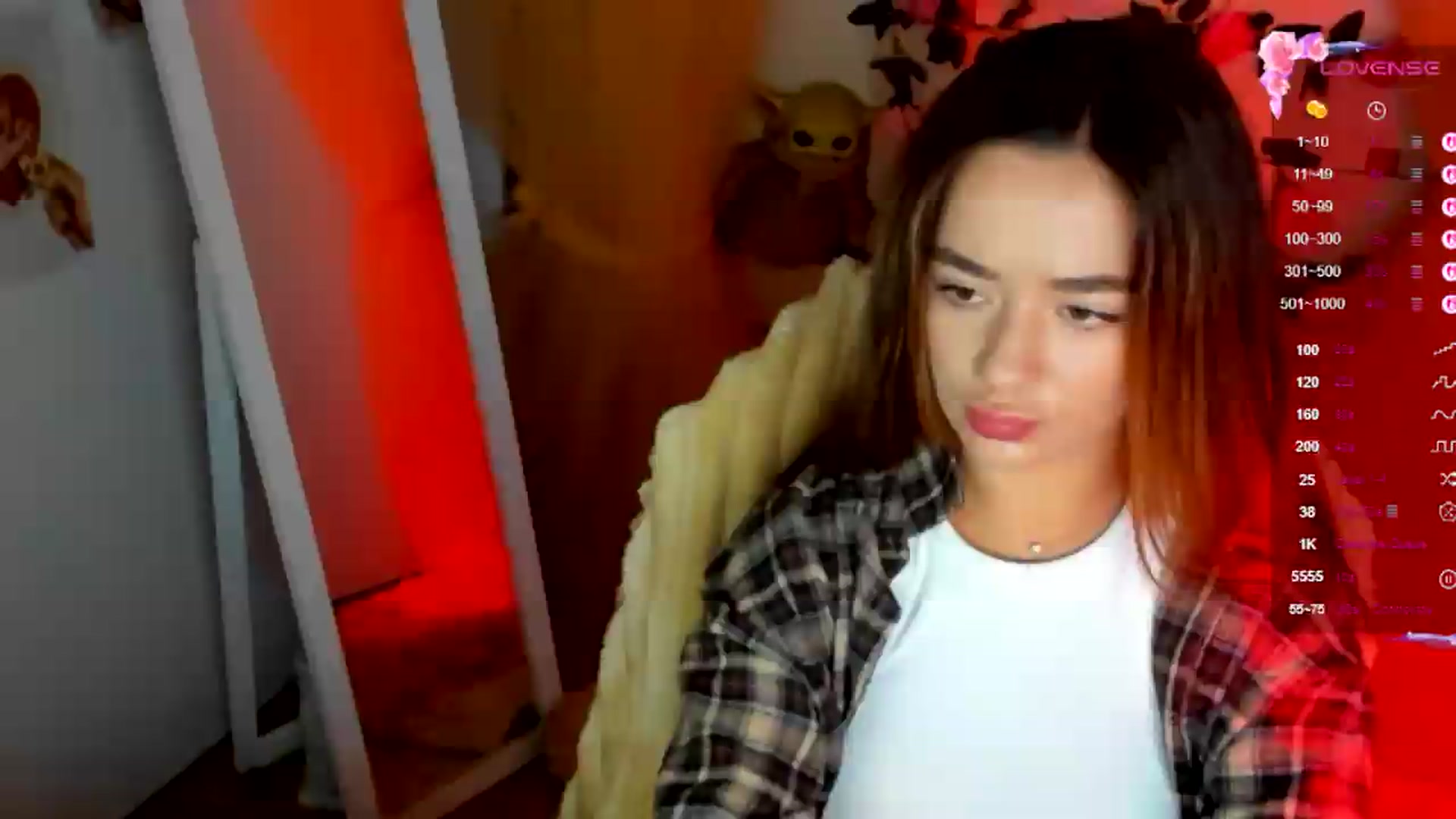 Gallery image thumbnail from KiraLove's myfreecams stream on, 07/06/2026, 07:48 image 1 of 20