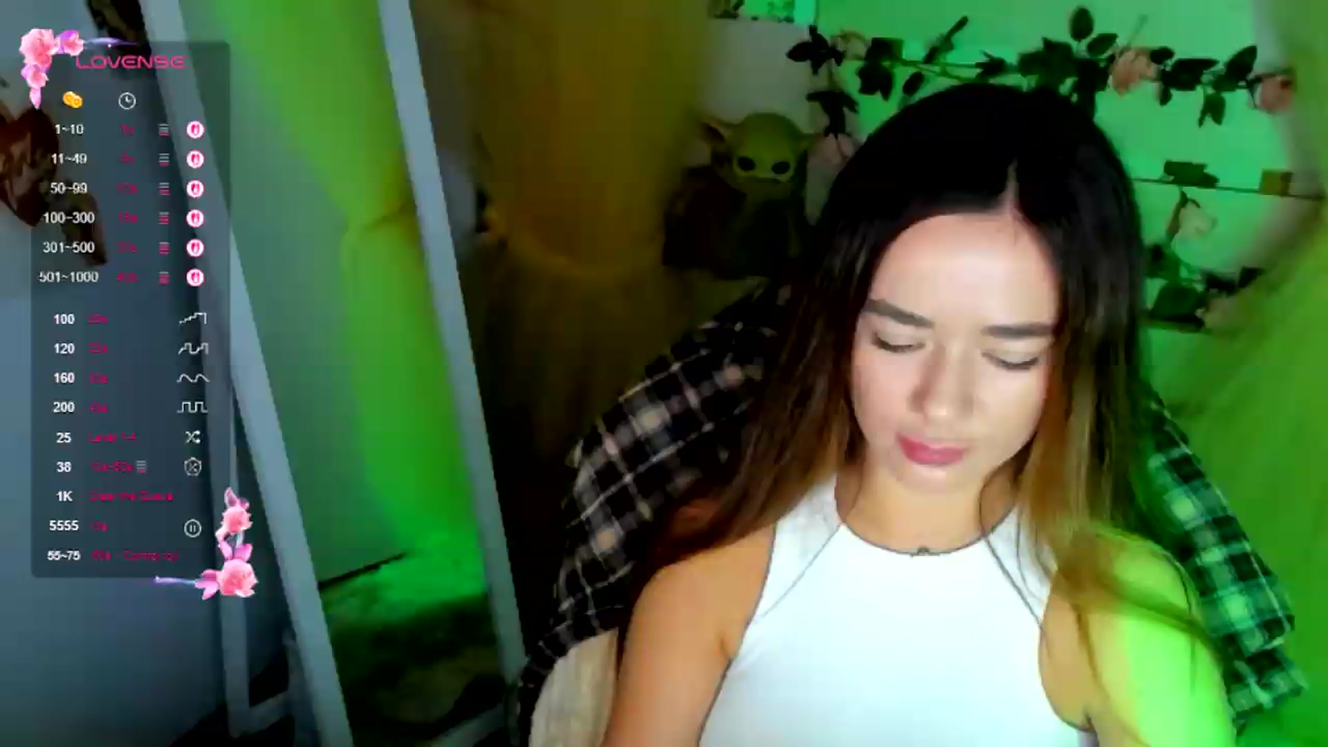 Gallery image thumbnail from KiraLove's myfreecams stream on, 07/06/2026, 09:21 image 13 of 20