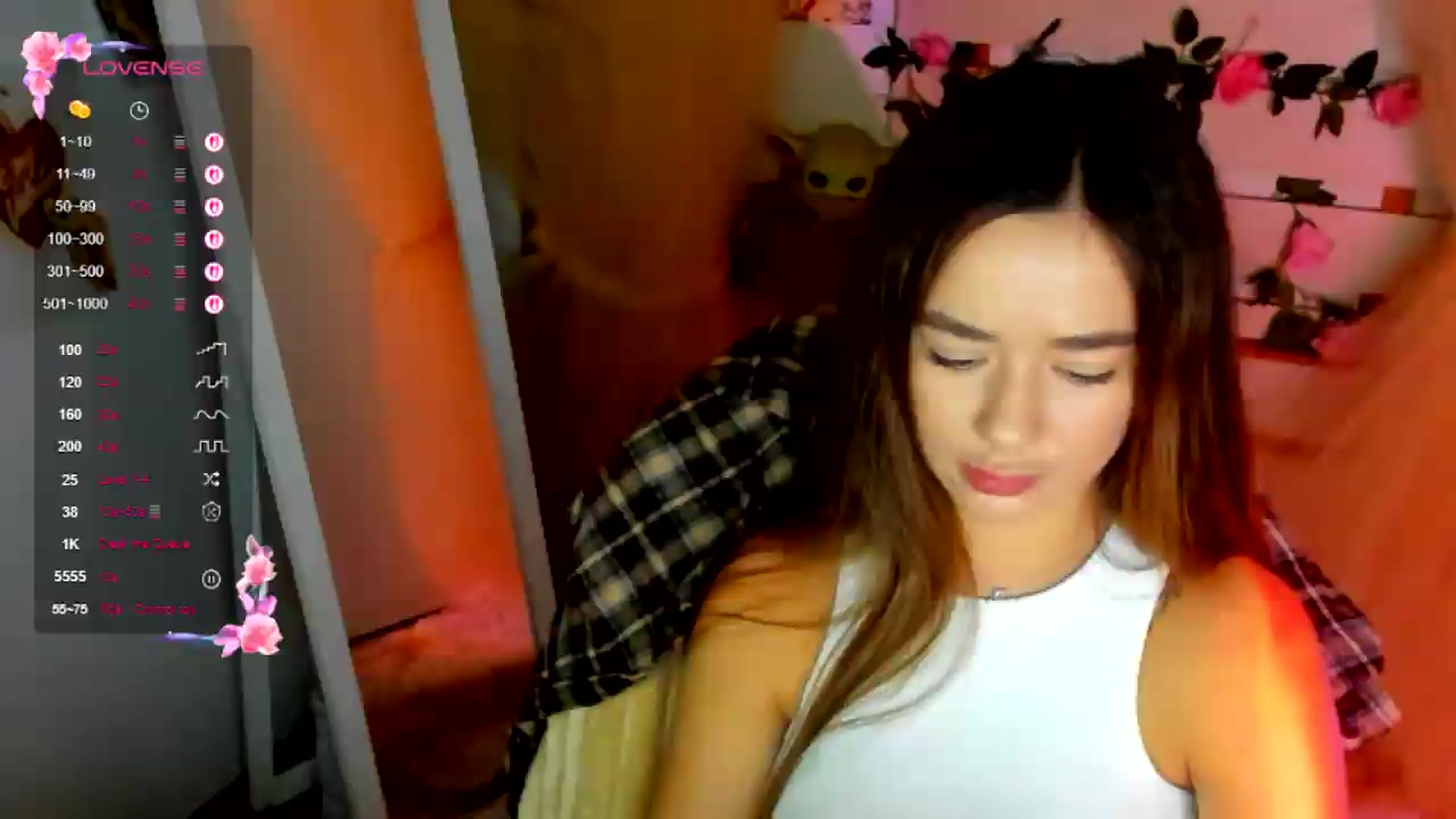 Gallery image thumbnail from KiraLove's myfreecams stream on, 07/06/2026, 09:21 image 8 of 20