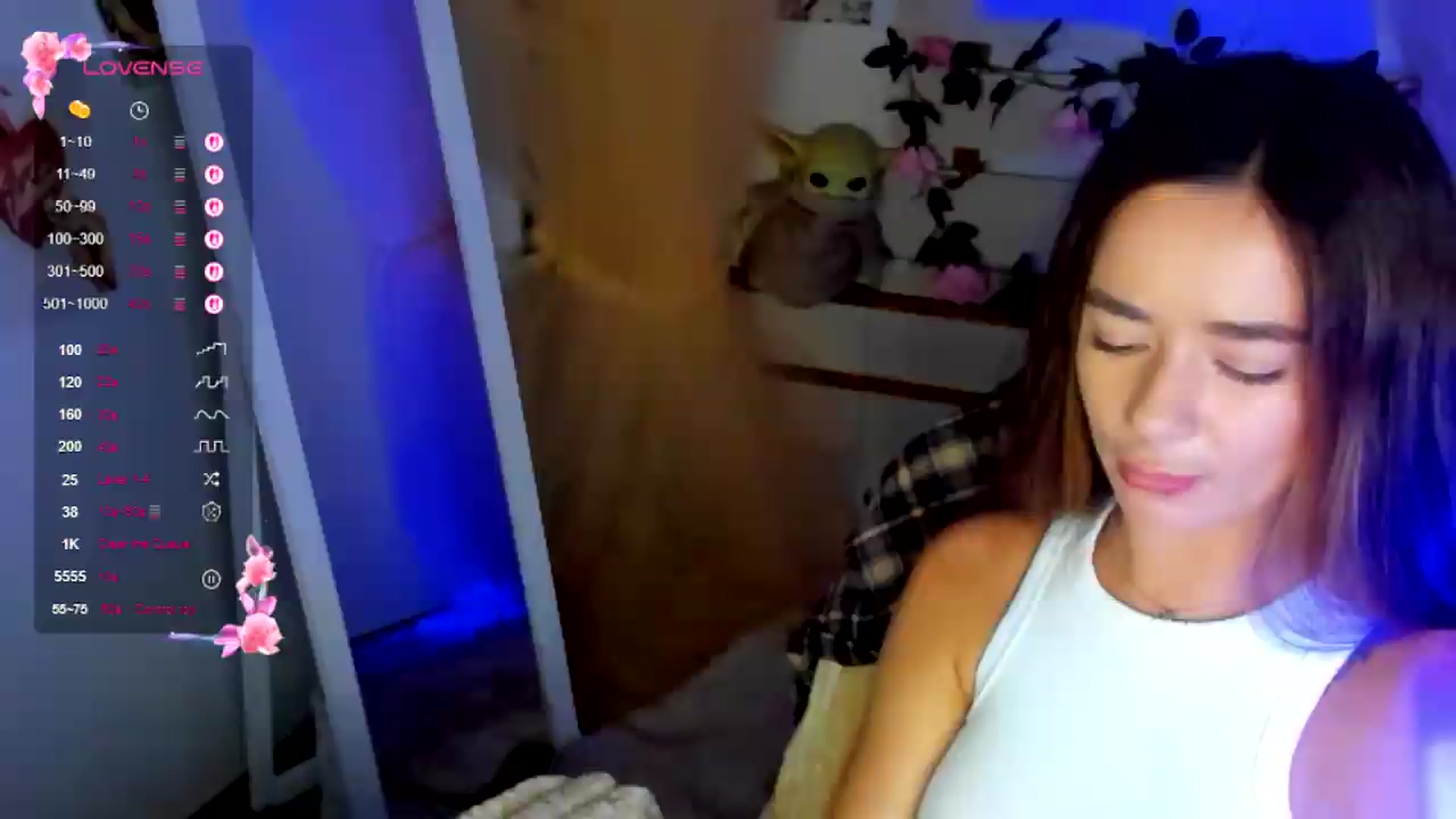 Gallery image thumbnail from KiraLove's myfreecams stream on, 07/06/2026, 09:21 image 1 of 20