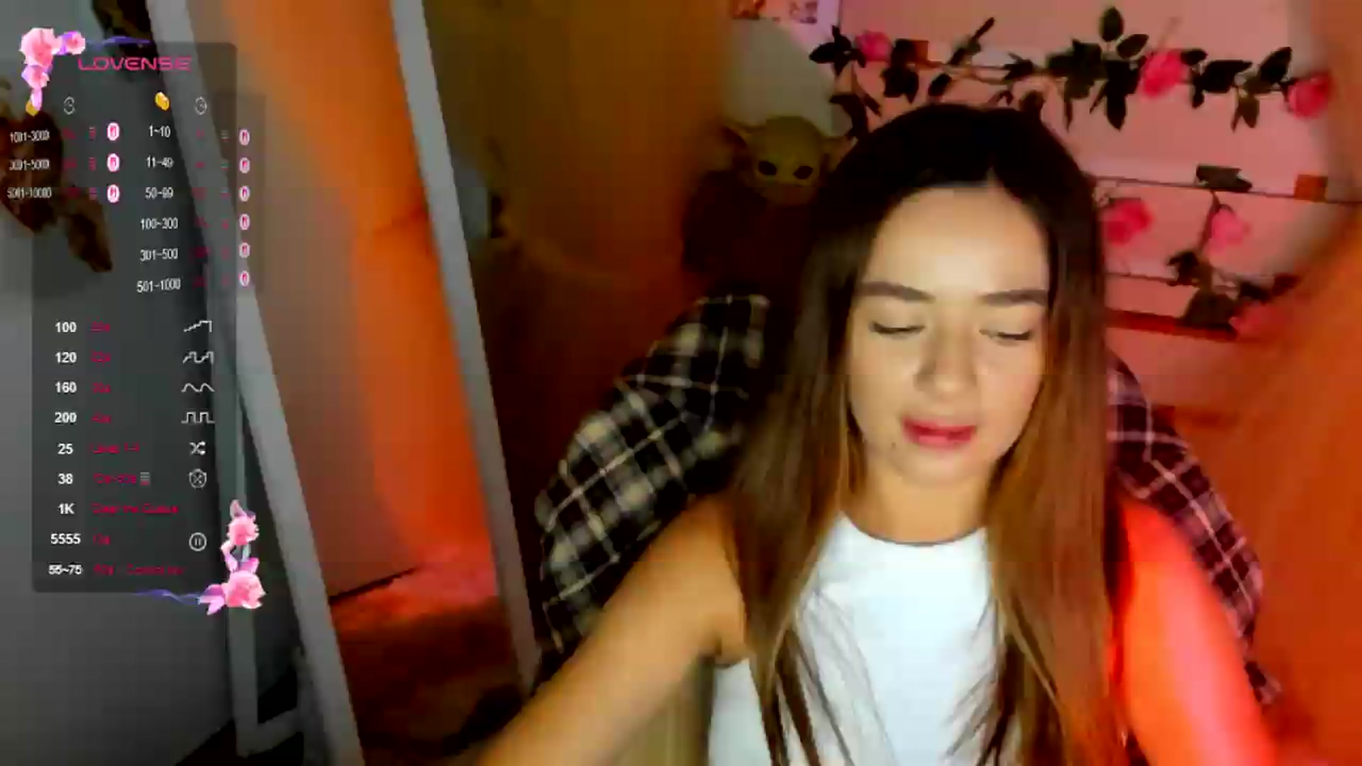 Gallery image thumbnail from KiraLove's myfreecams stream on, 07/06/2026, 11:10 image 4 of 20