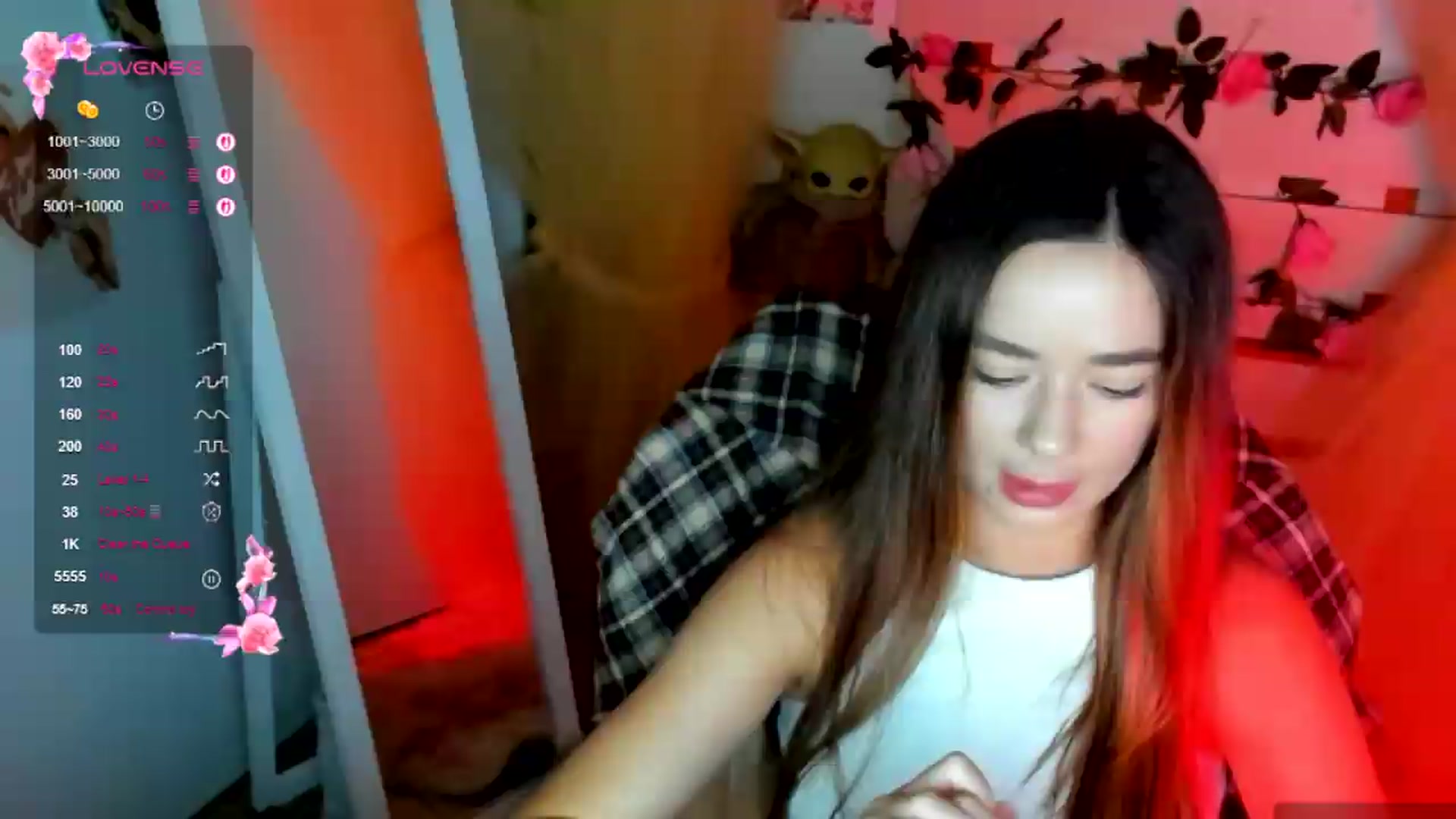 Gallery image thumbnail from KiraLove's myfreecams stream on, 07/06/2026, 11:10 image 3 of 20