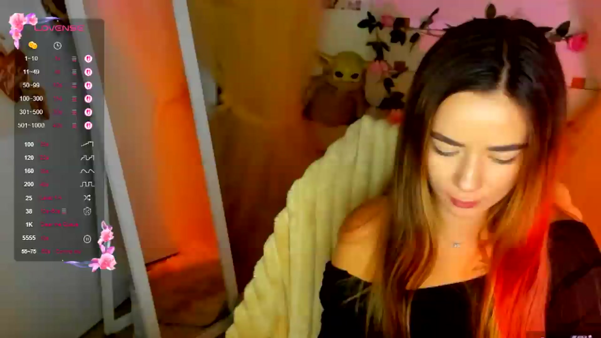 Gallery image thumbnail from KiraLove's myfreecams stream on, 07/07/2026, 09:31 image 10 of 20