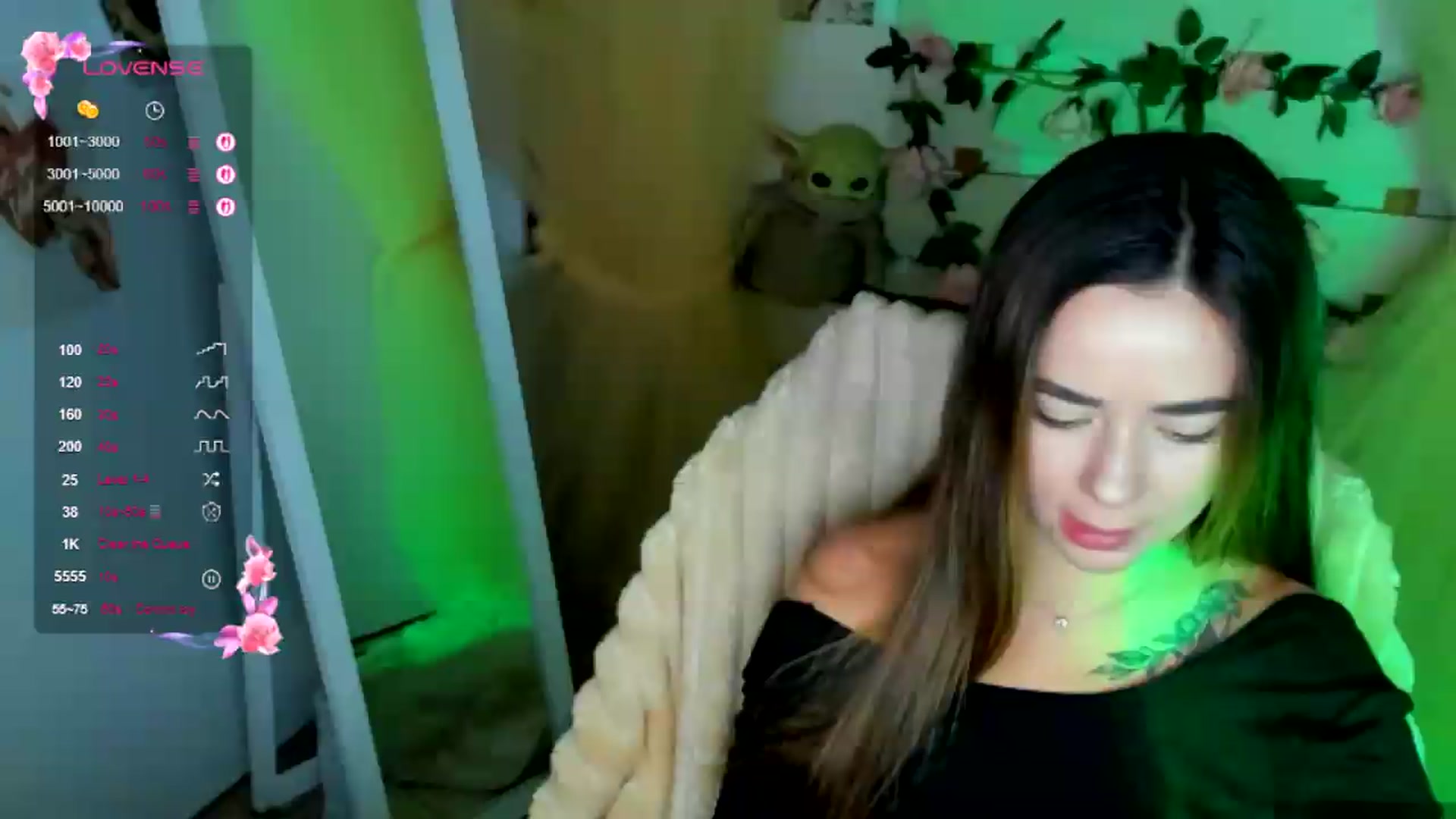 Gallery image thumbnail from KiraLove's myfreecams stream on, 07/07/2026, 09:31 image 4 of 20