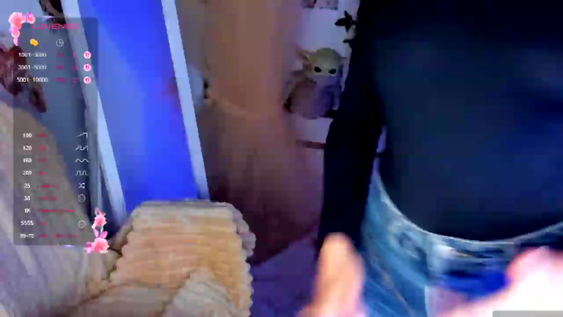 Gallery image thumbnail from KiraLove's myfreecams stream on, 07/07/2026, 09:31 image 12 of 20