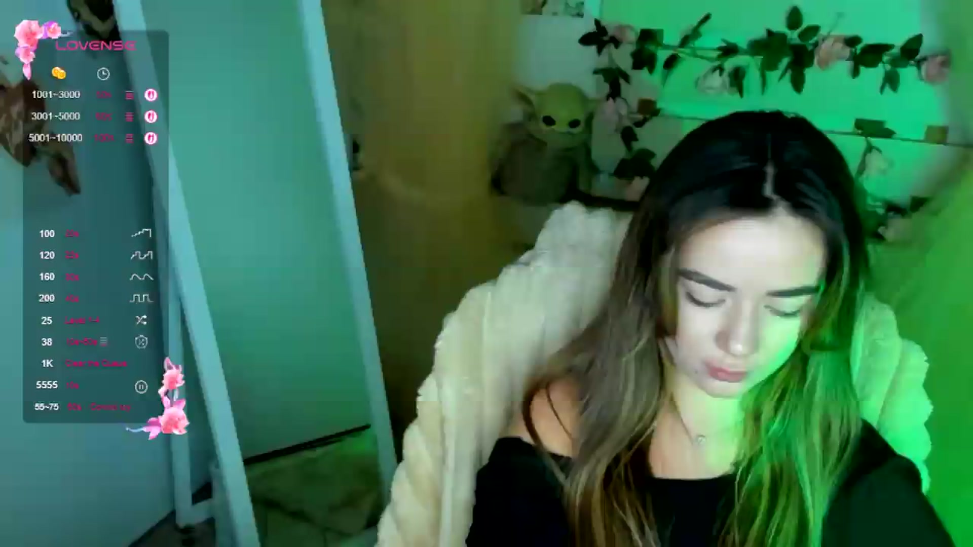 Gallery image thumbnail from KiraLove's myfreecams stream on, 07/07/2026, 11:43 image 17 of 20