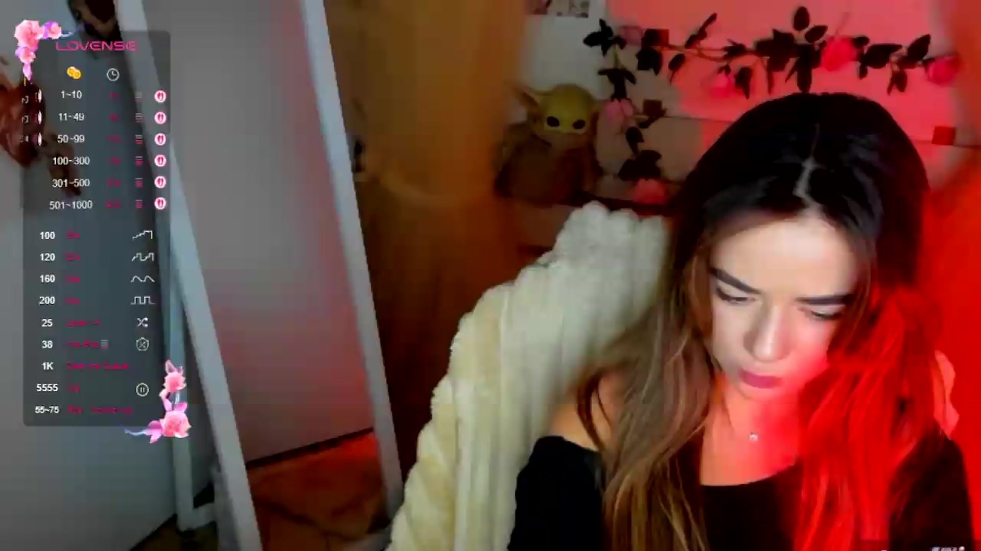 Gallery image thumbnail from KiraLove's myfreecams stream on, 07/07/2026, 11:43 image 6 of 20