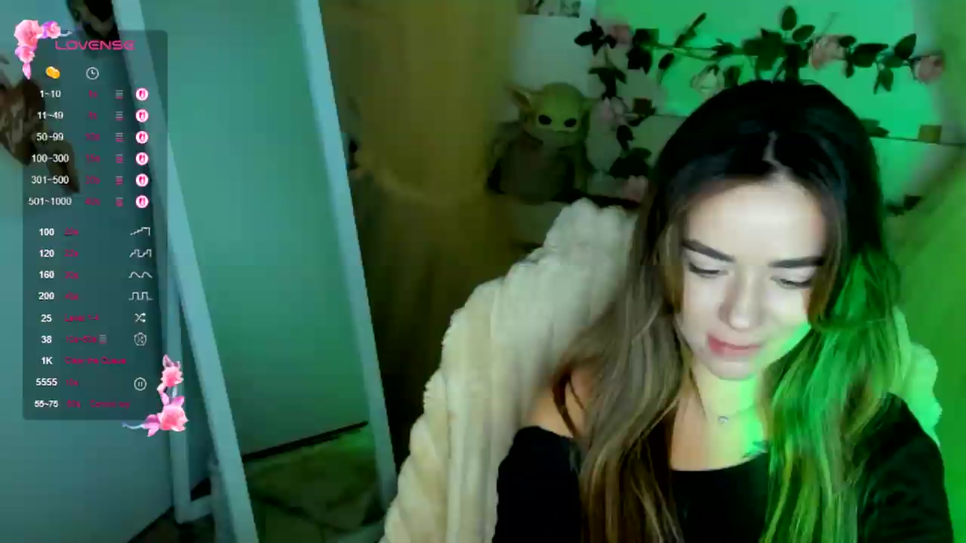 Gallery image thumbnail from KiraLove's myfreecams stream on, 07/07/2026, 11:43 image 1 of 20