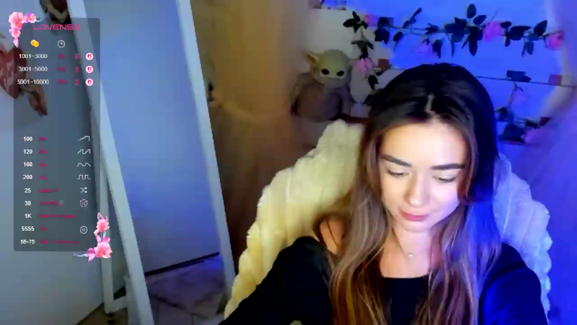 Gallery image thumbnail from KiraLove's myfreecams stream on, 07/07/2026, 11:43 image 16 of 20