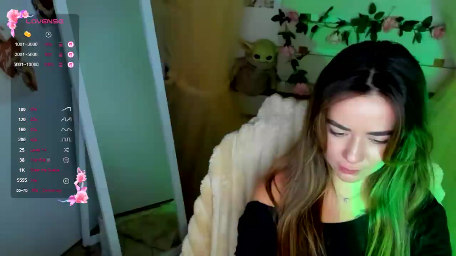 Gallery image thumbnail from KiraLove's myfreecams stream on, 07/07/2026, 11:43 image 3 of 20