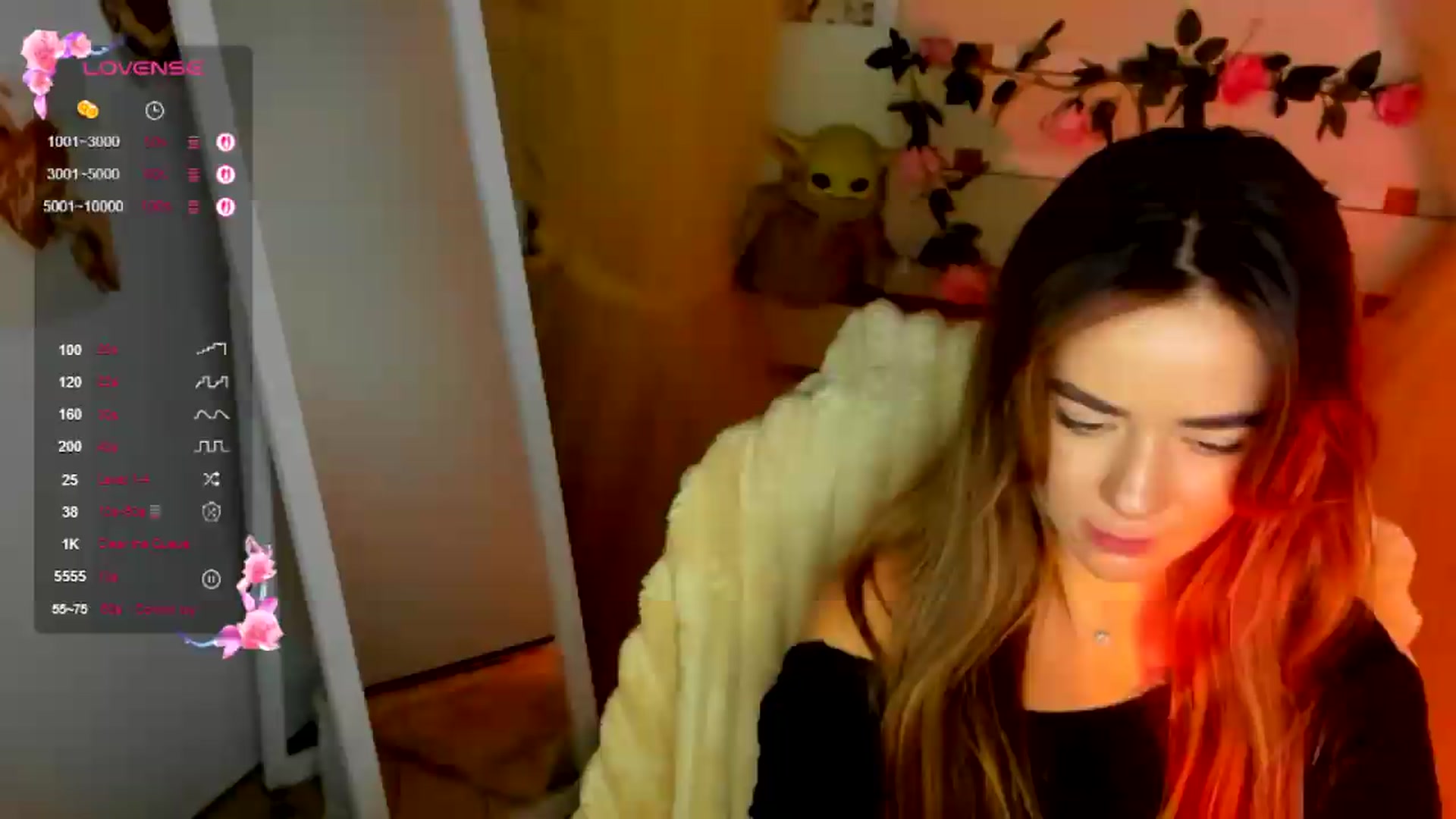 Gallery image thumbnail from KiraLove's myfreecams stream on, 07/07/2026, 11:43 image 2 of 20