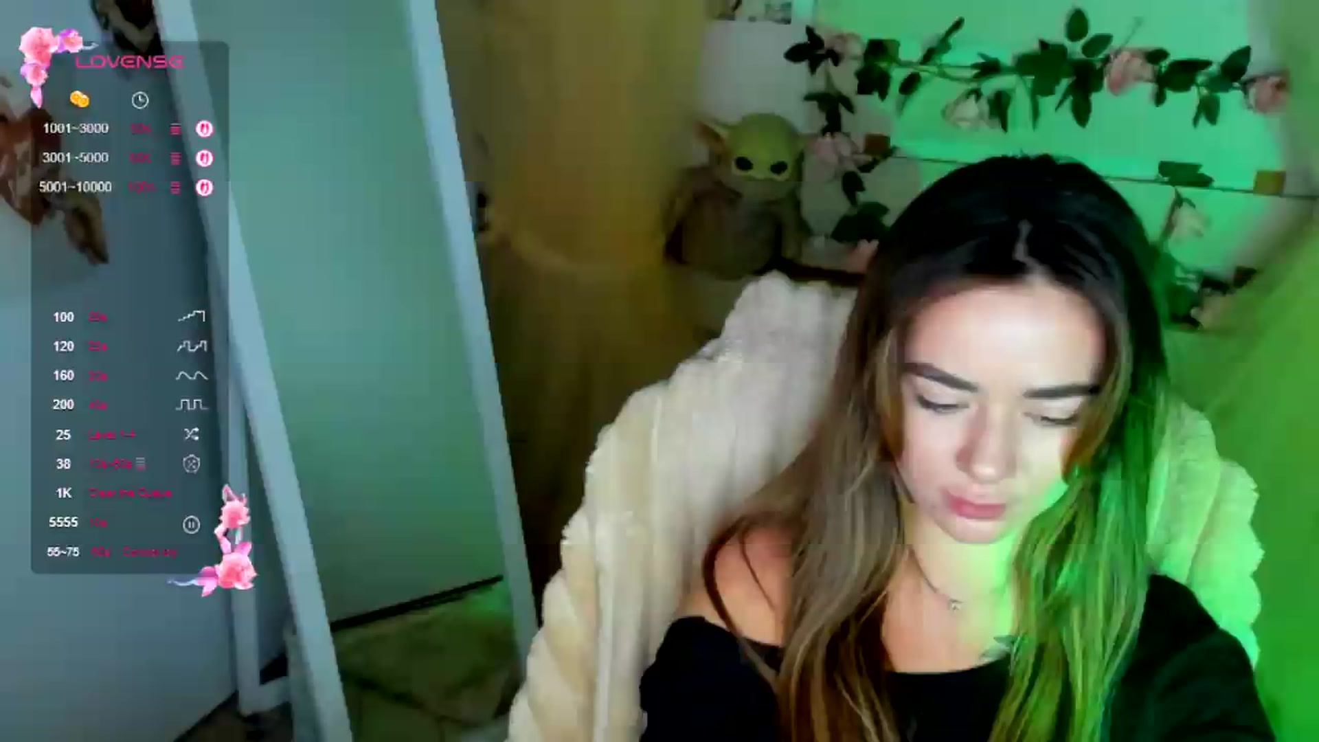 Gallery image thumbnail from KiraLove's myfreecams stream on, 07/07/2026, 11:43 image 19 of 20