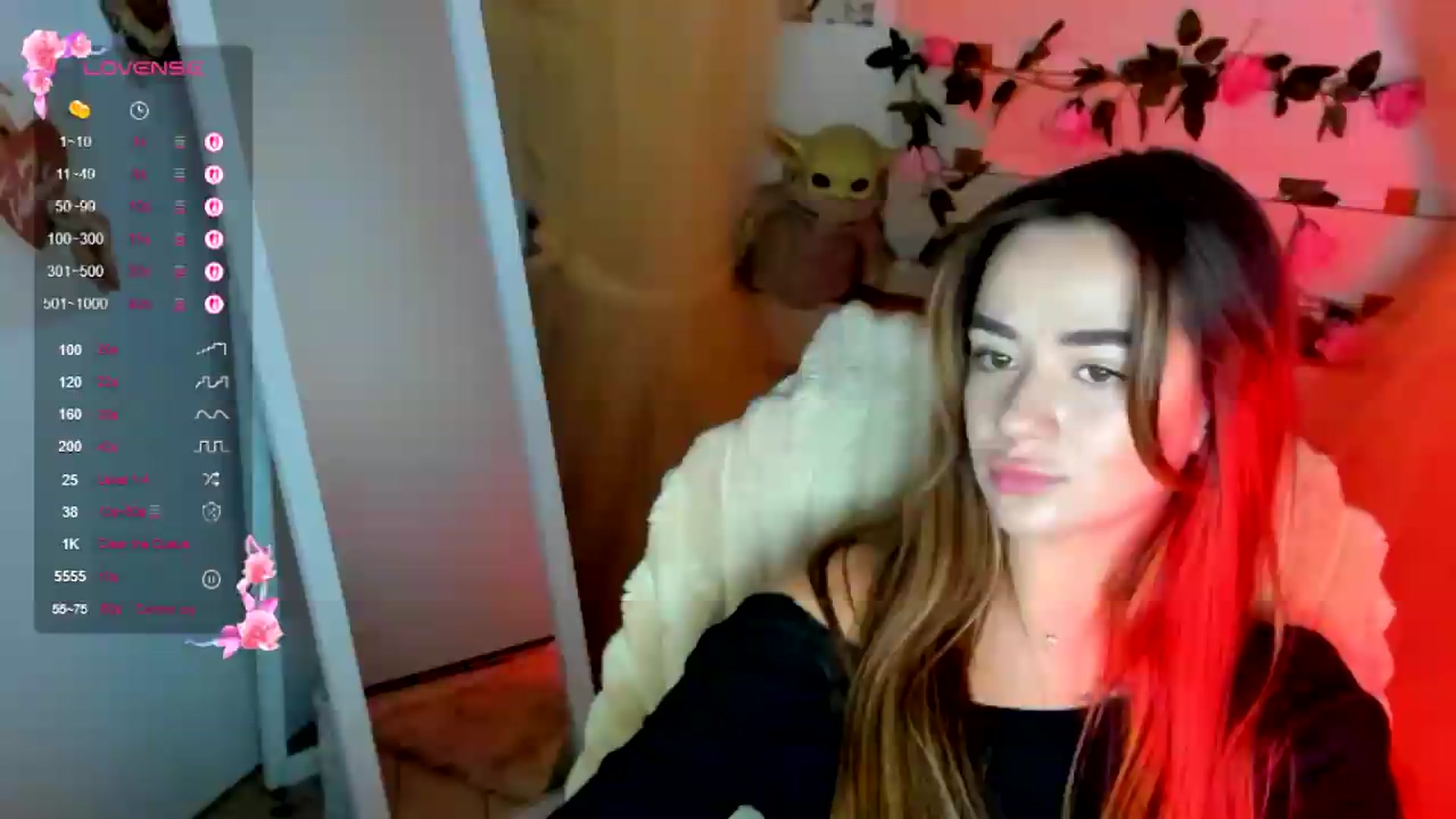 Gallery image thumbnail from KiraLove's myfreecams stream on, 07/07/2026, 11:43 image 15 of 20