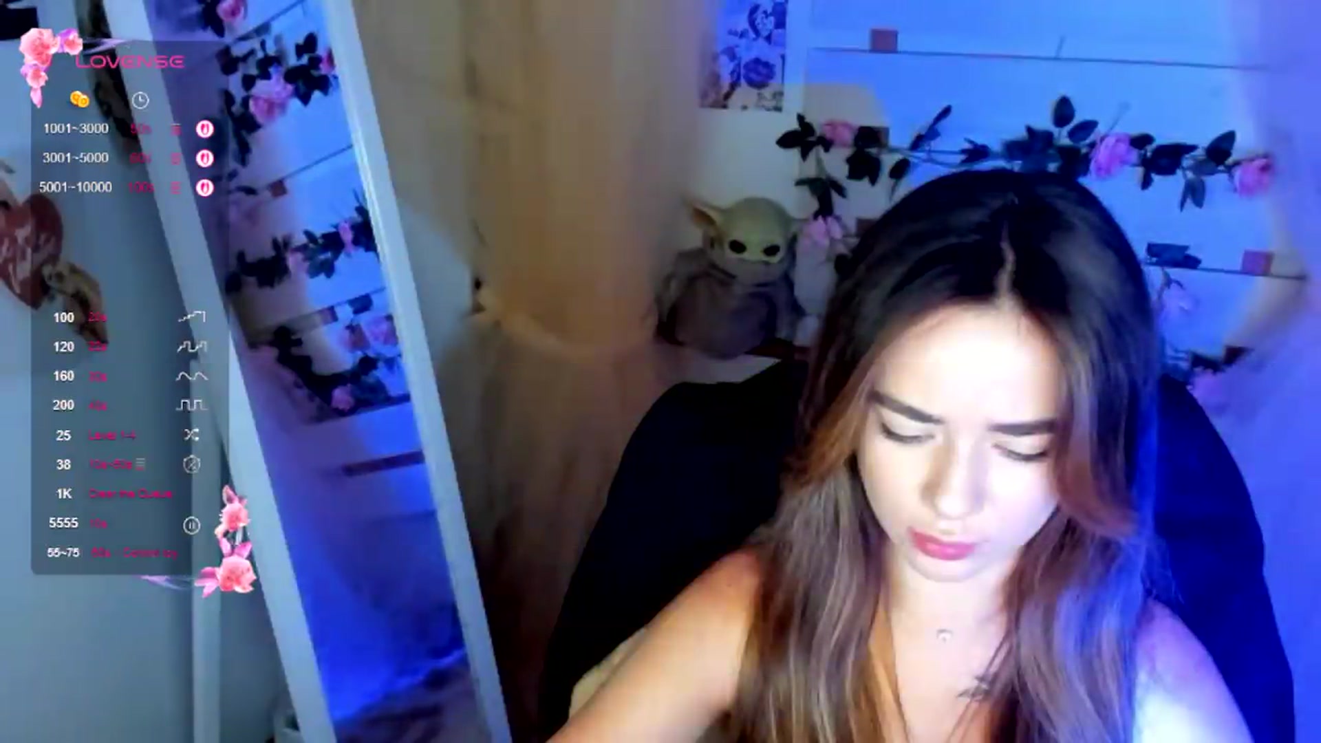 Gallery image thumbnail from KiraLove's myfreecams stream on, 07/08/2026, 11:36 image 3 of 20