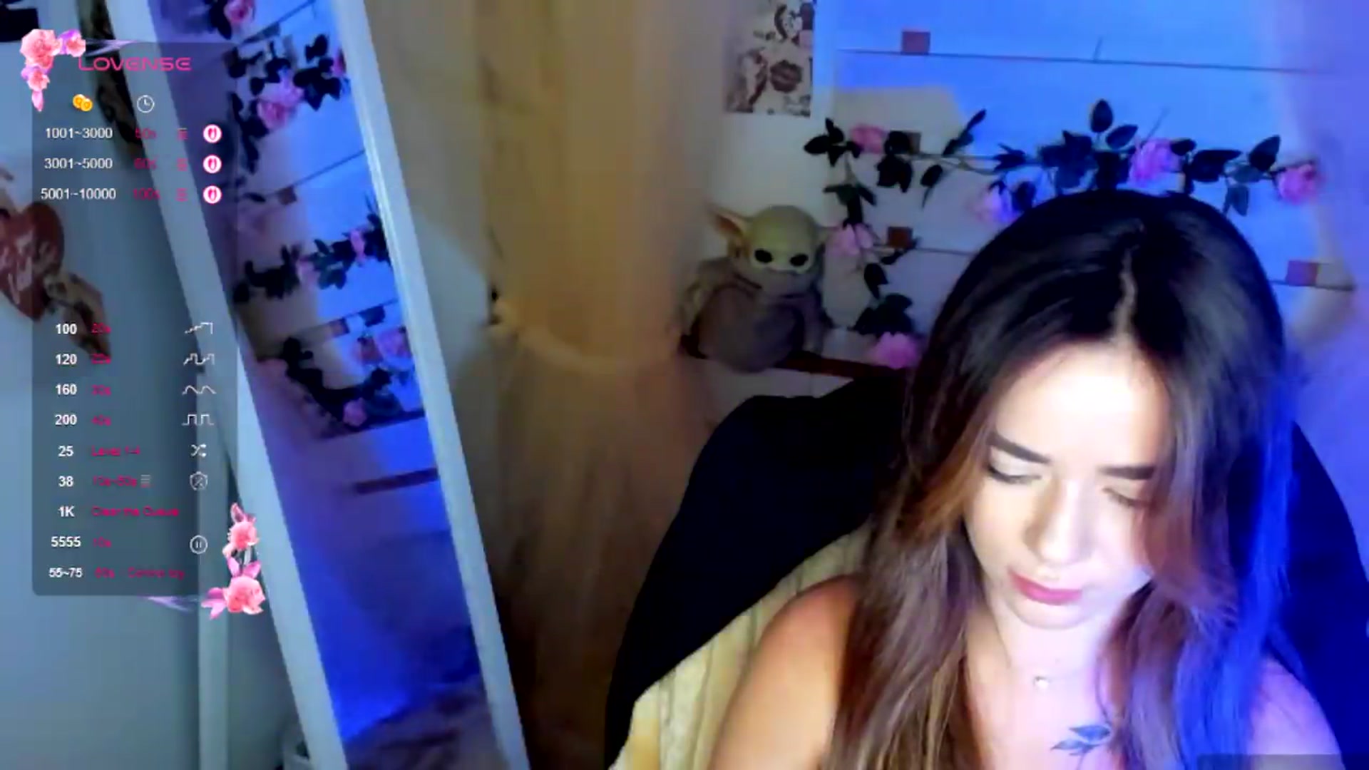 Gallery image thumbnail from KiraLove's myfreecams stream on, 07/08/2026, 11:36 image 7 of 20