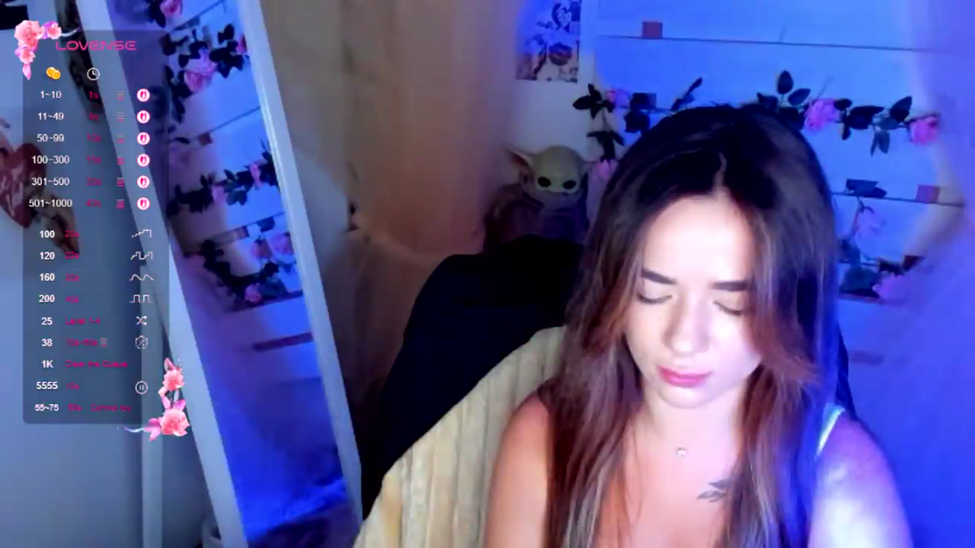 Gallery image thumbnail from KiraLove's myfreecams stream on, 07/08/2026, 11:36 image 14 of 20